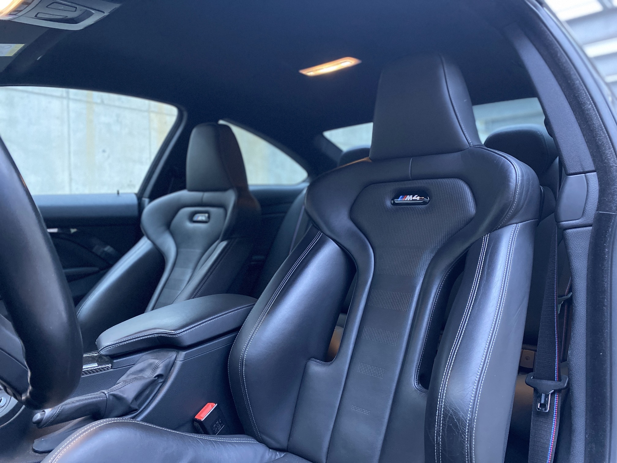 BMW M4 COMPETITION 3.0 photo 17