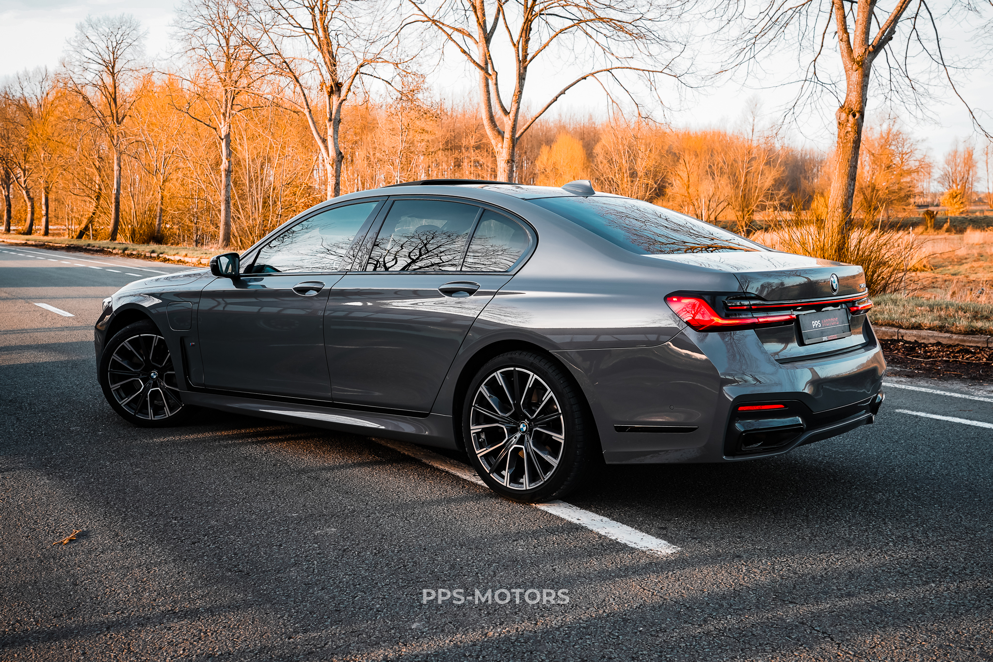 BMW 745e HYBRID M-PAKKET photo 33