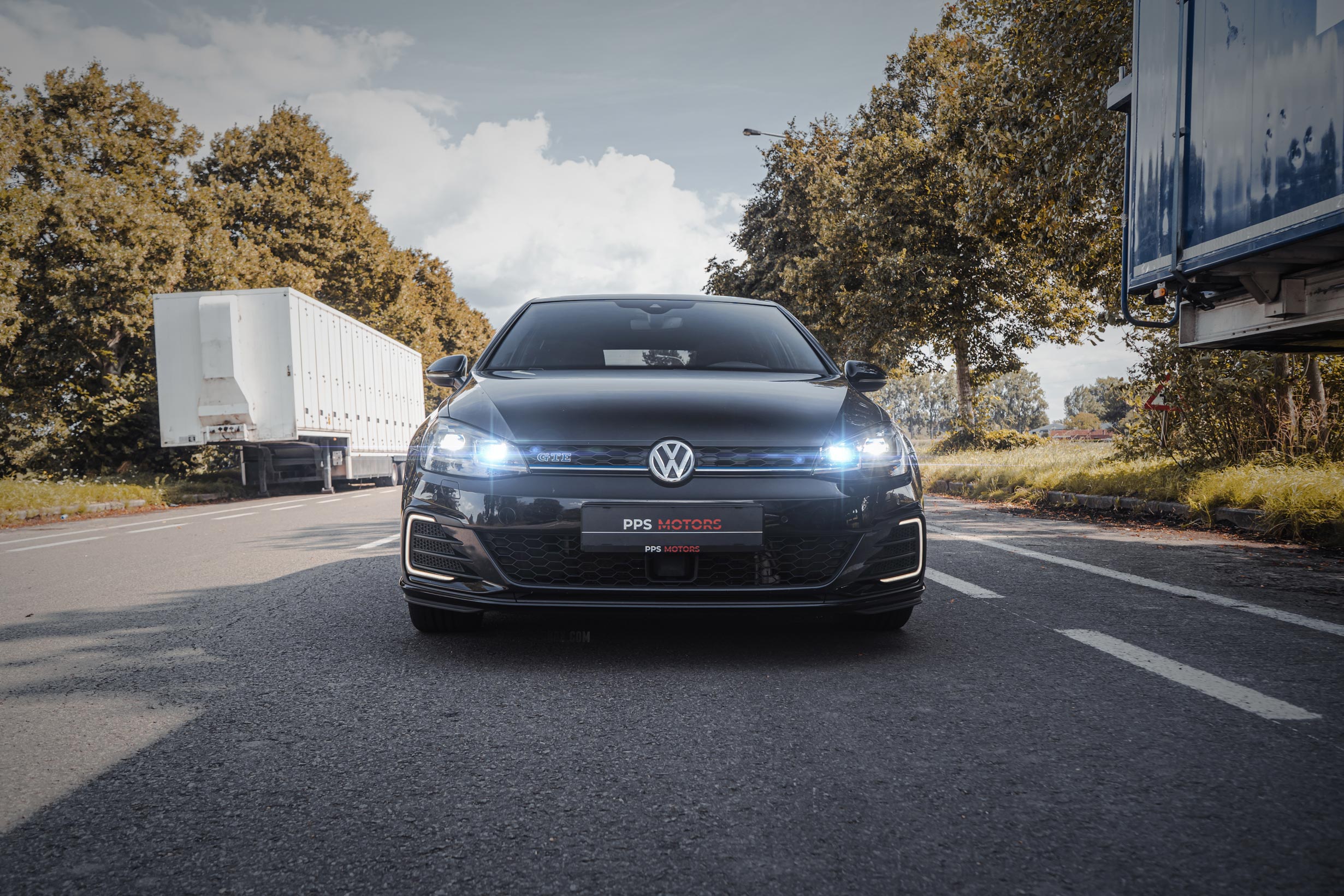 Volkswagen GOLF GTE photo 2