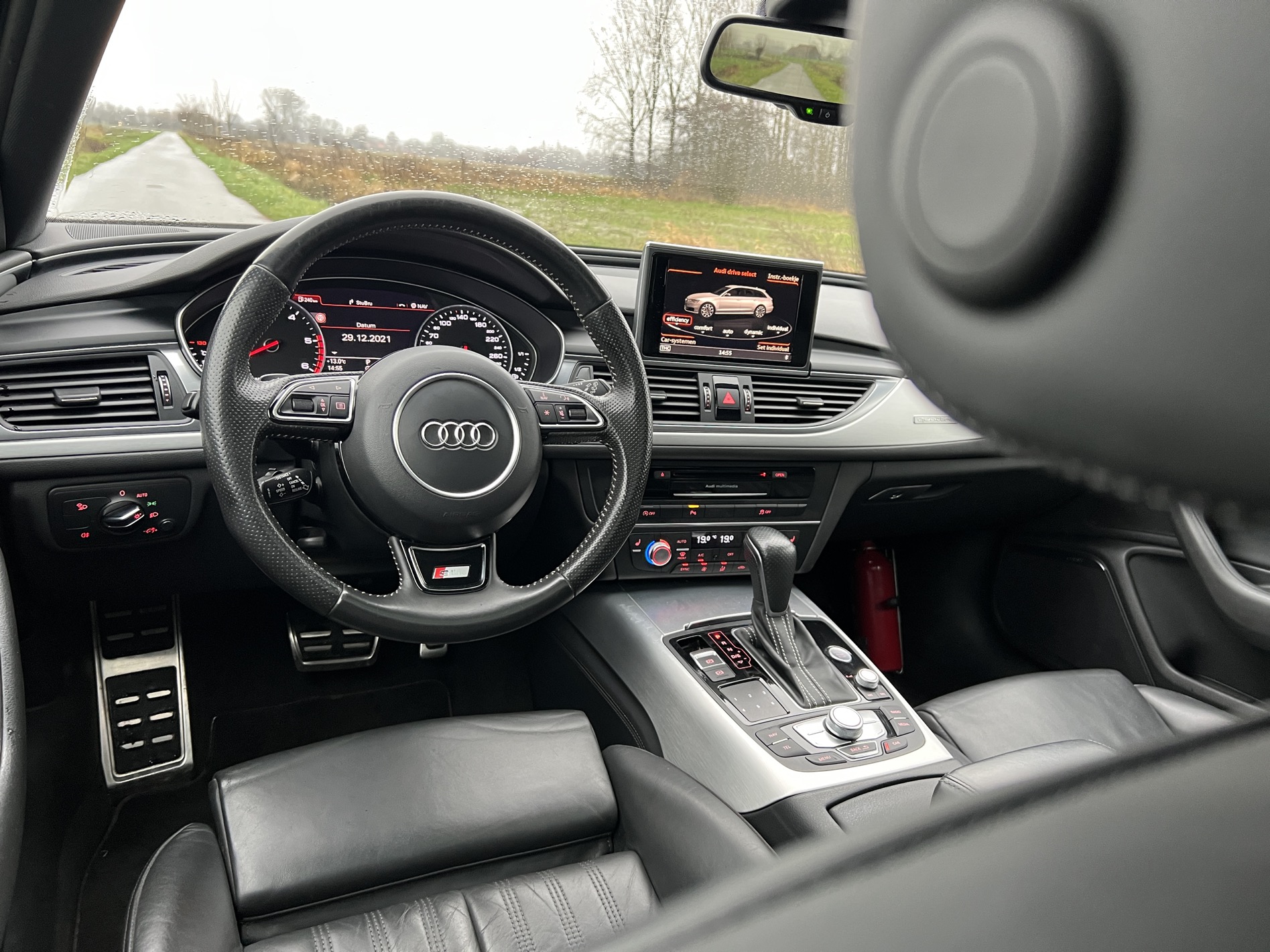 Audi A6 3.0 TDI V6 QUATTRO S-LINE photo 24
