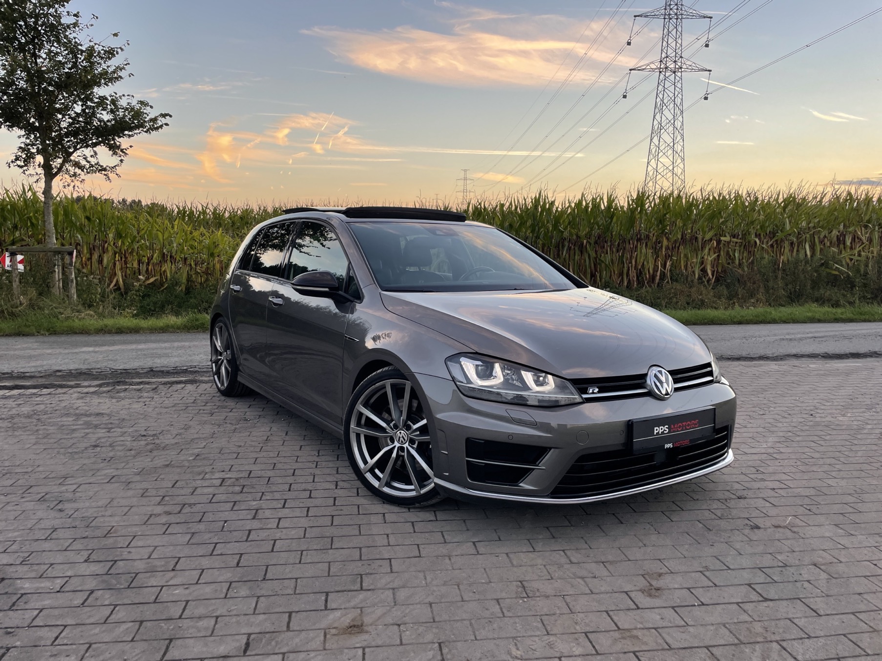 Volkswagen GOLF GTD 2.0 DSG - R PAKKET photo 8