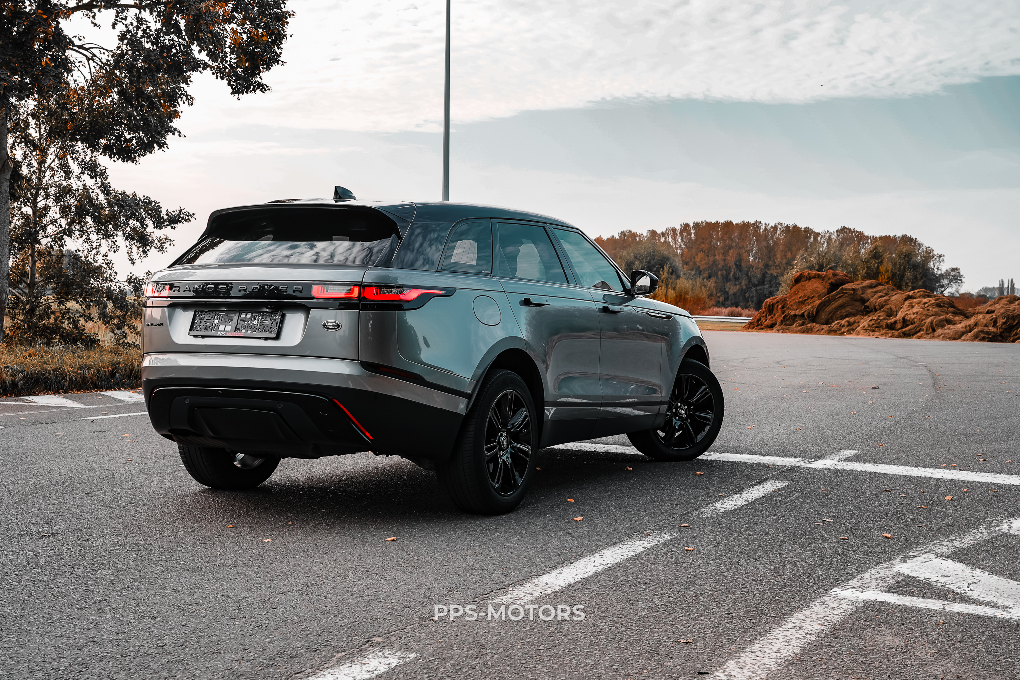 Land Rover RANGE ROVER VELAR photo 15
