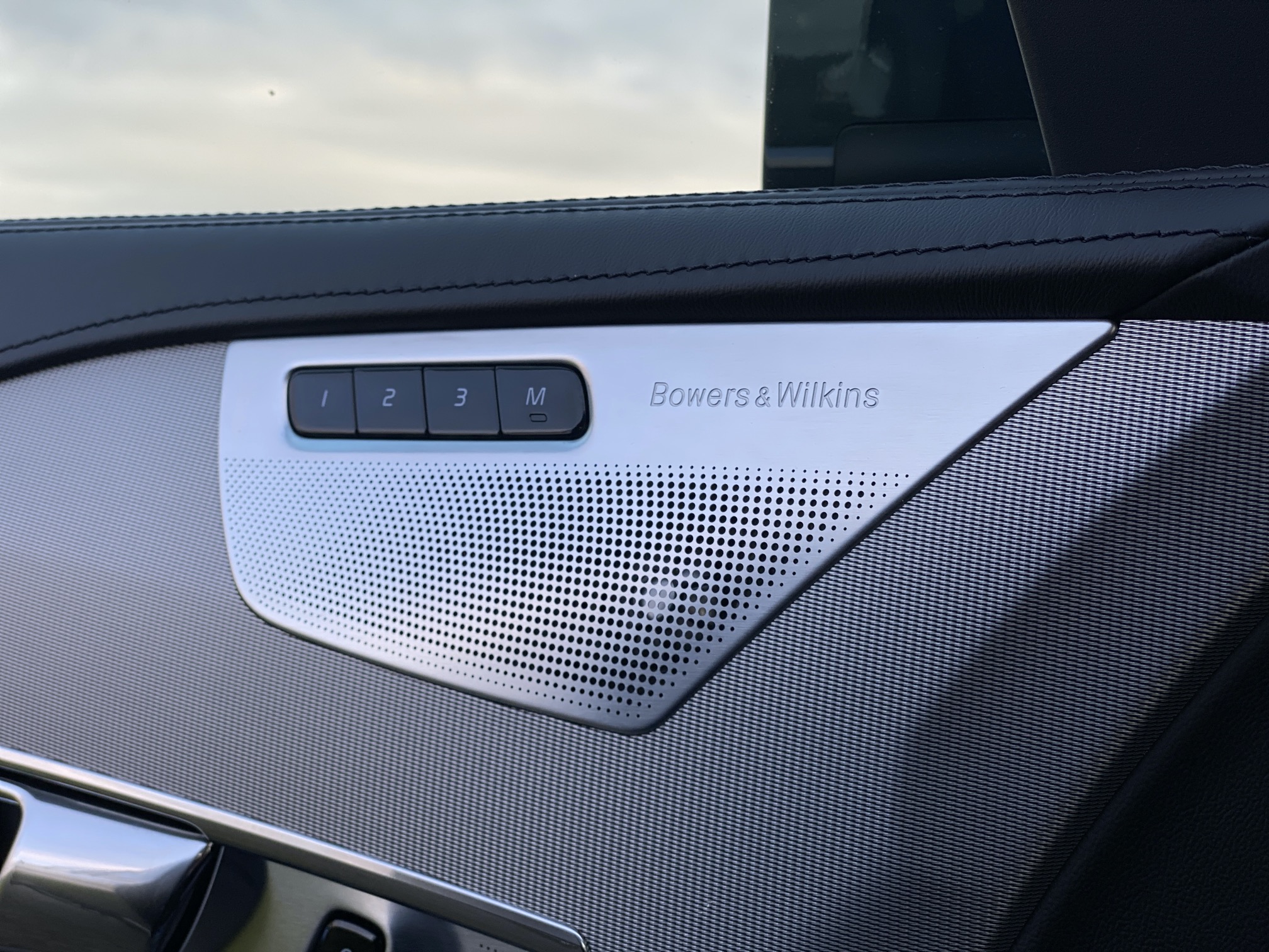 Volvo XC90 2.0D 4WD photo 13