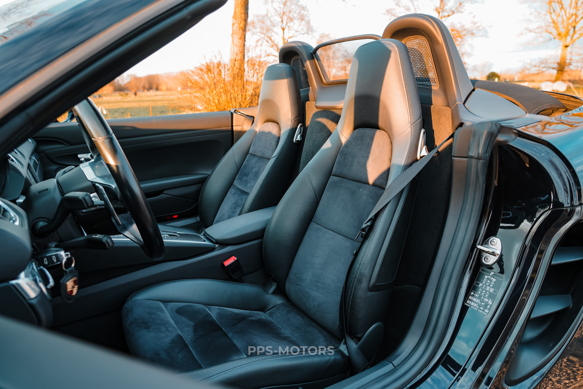 Porsche 718 BOXSTER 2.0 TURBO PDK photo 14