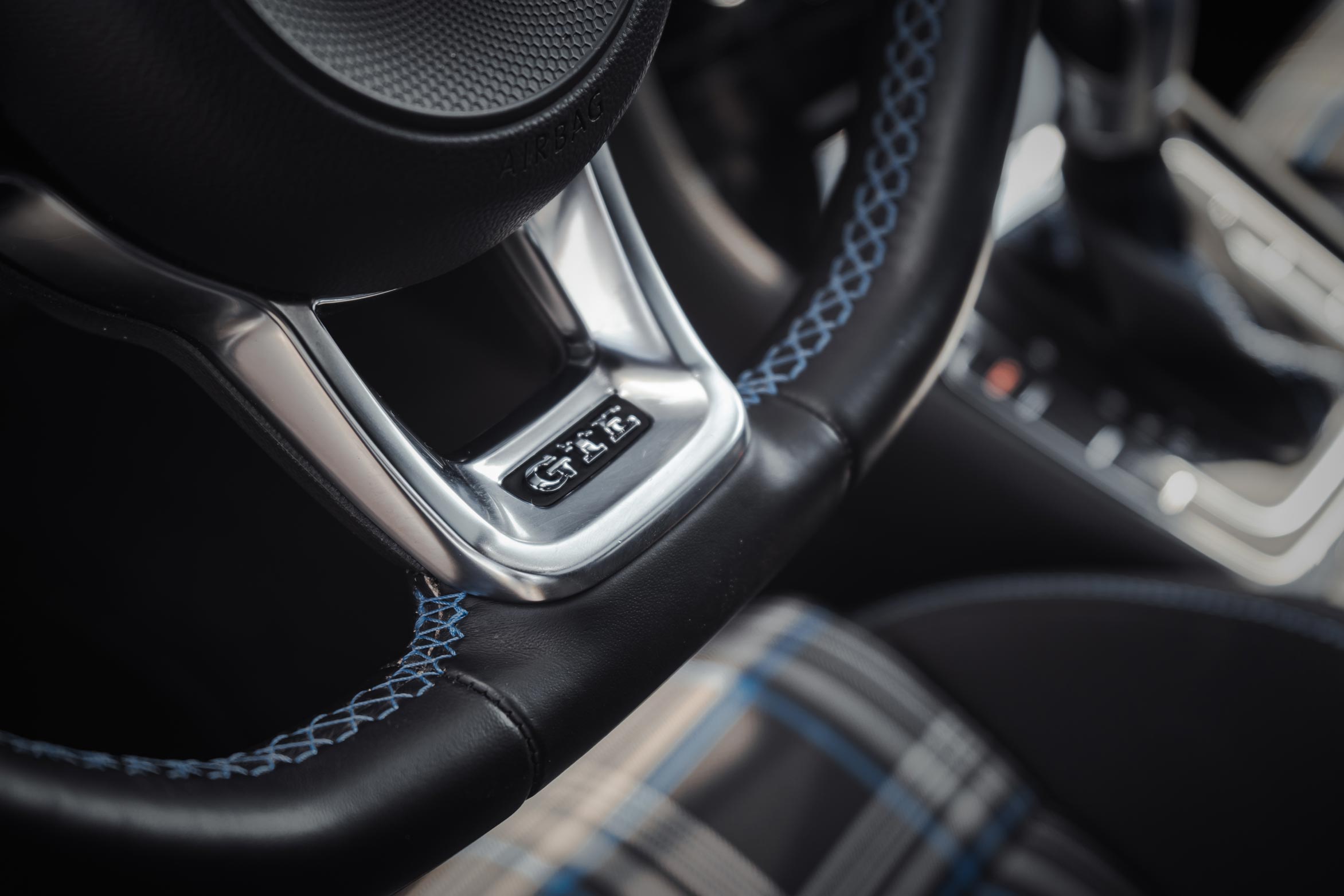 Volkswagen GOLF GTE photo 16