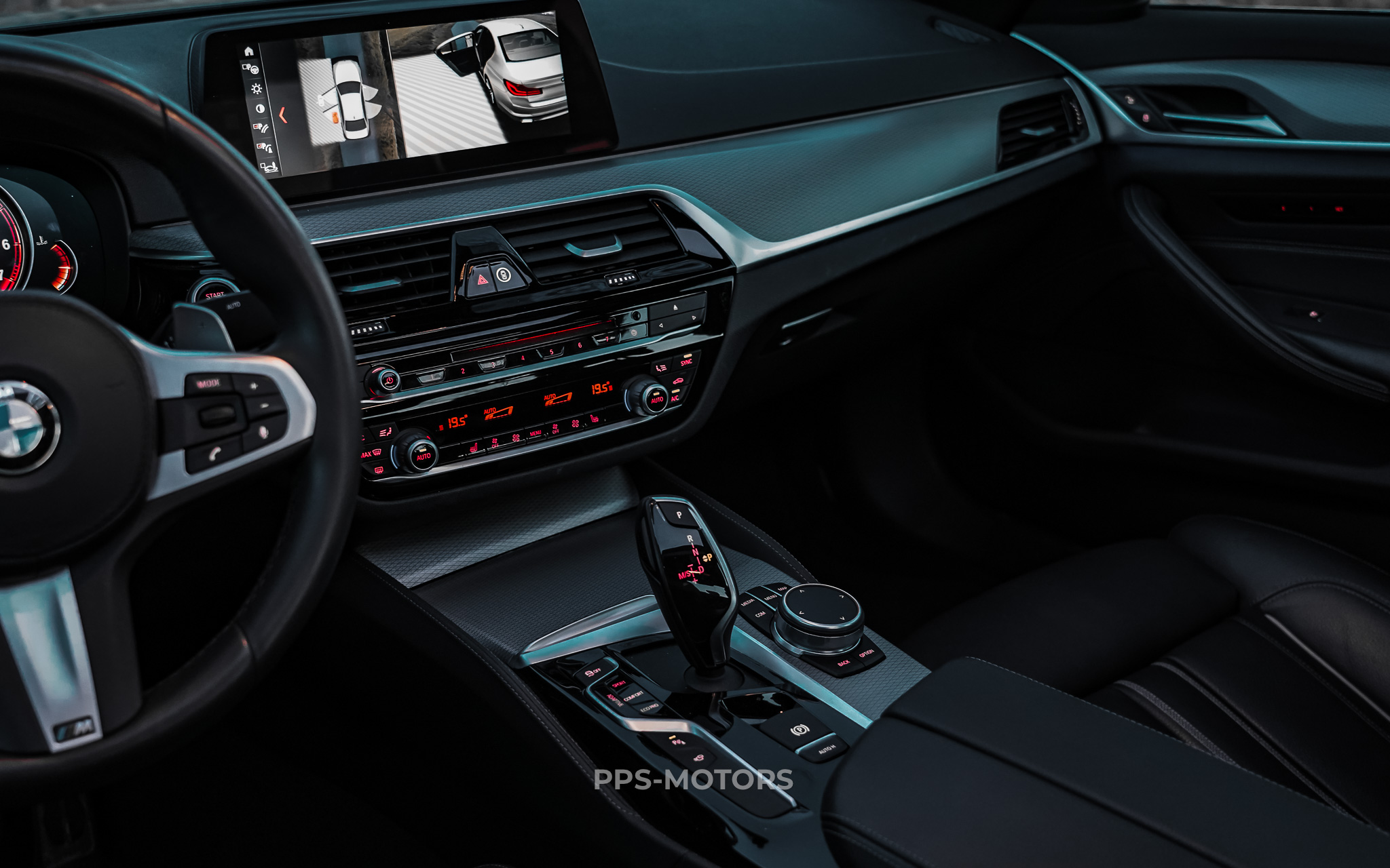BMW 540i xDRIVE G30 M-PAKKET photo 46