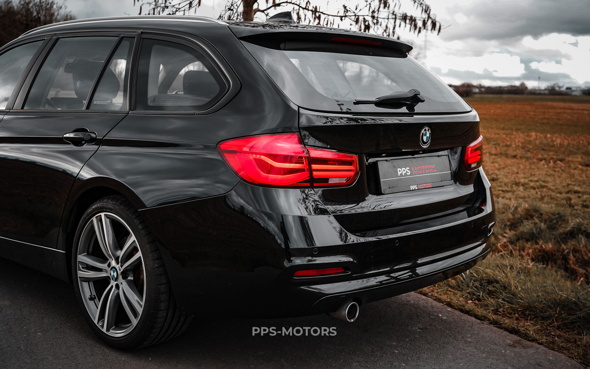 BMW 318dA F31 TOURING photo 19