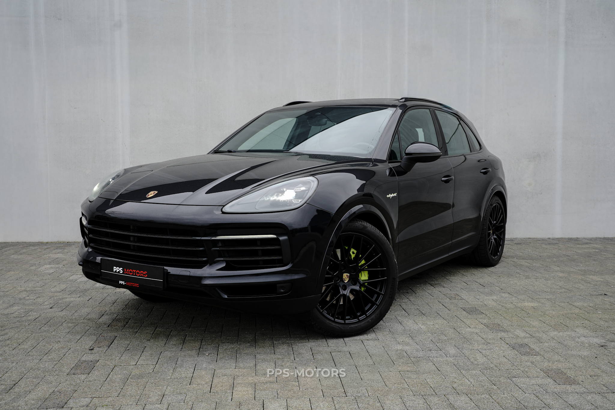 Porsche CAYENNE 3.0 photo 1
