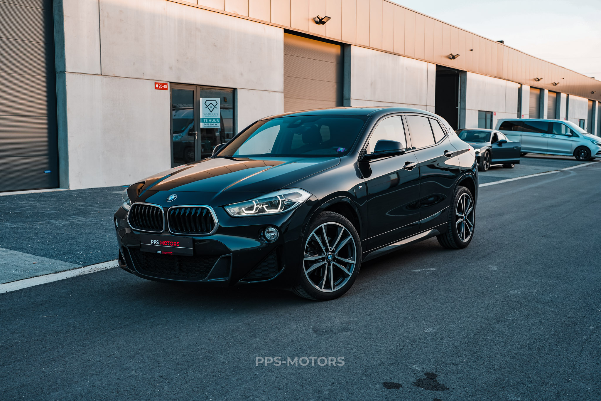 BMW X2 1.5iA sDrive18 M-PAKKET photo 2