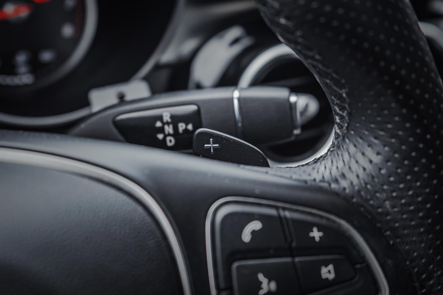 Mercedes Benz C180 photo 12