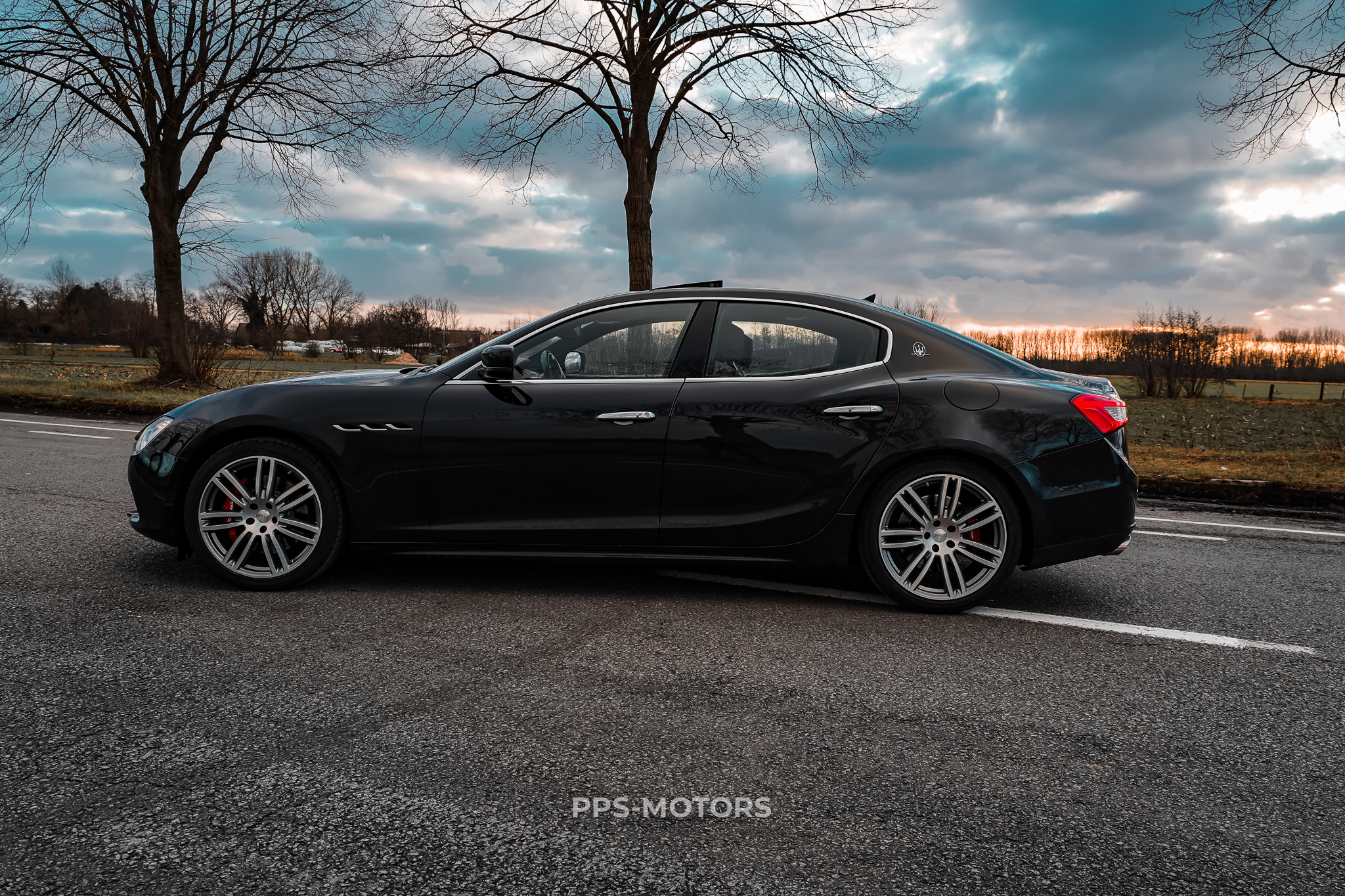 Maserati GHIBLI 3.0 V6 TURBO photo 4