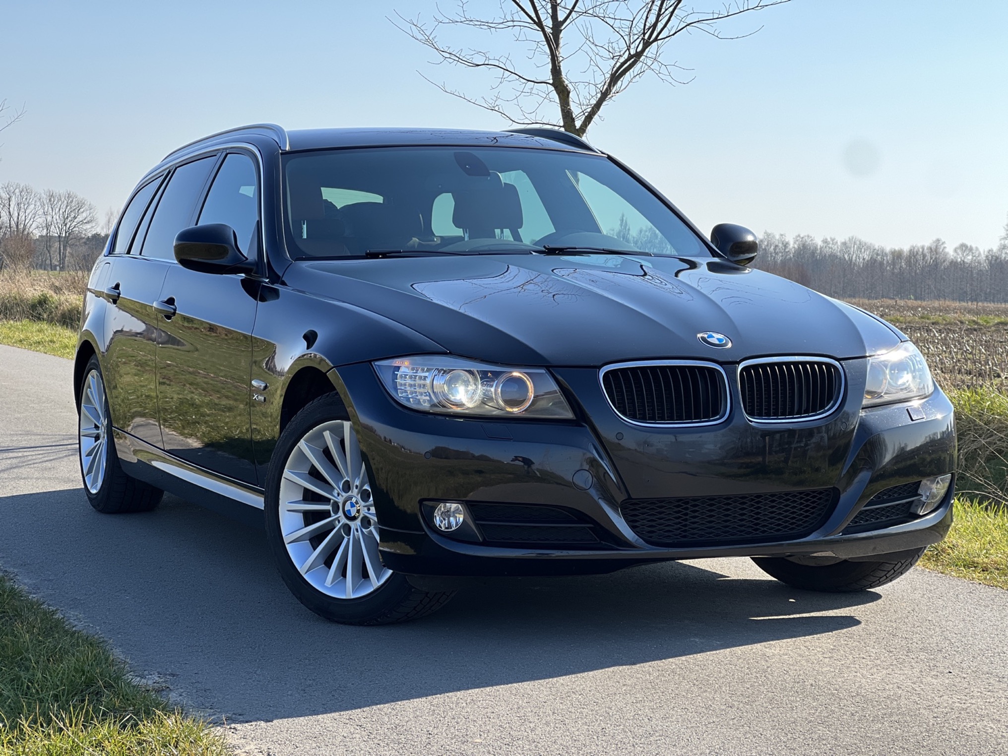 BMW 320d xDrive photo 6