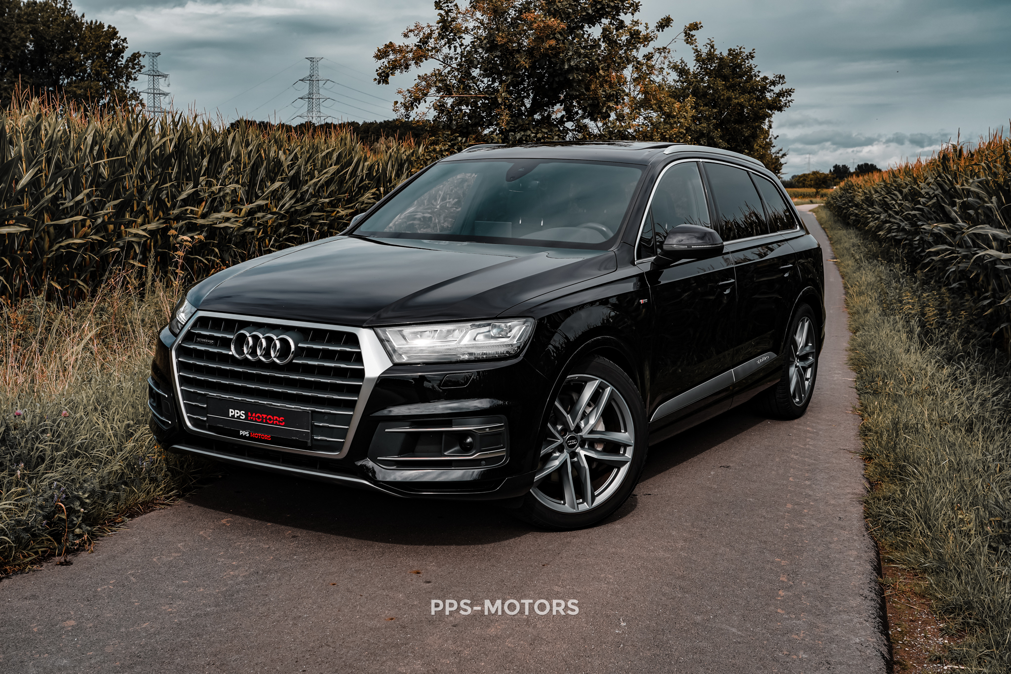Audi Q7 45TDI 3.0 V6 QUATTRO S-LINE photo 1