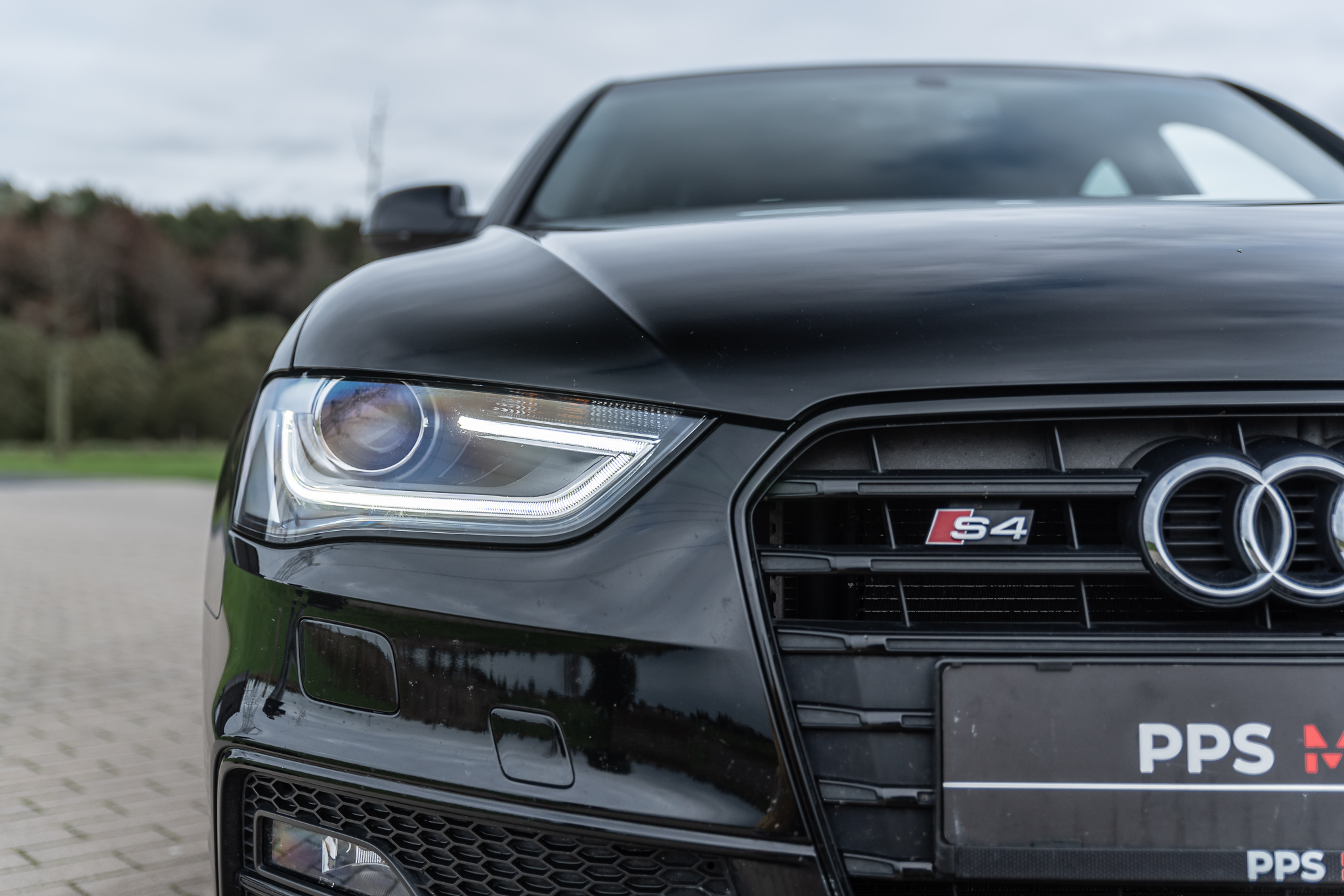 Audi S4 3.0 V6 QUATTRO MILLTEK photo 2