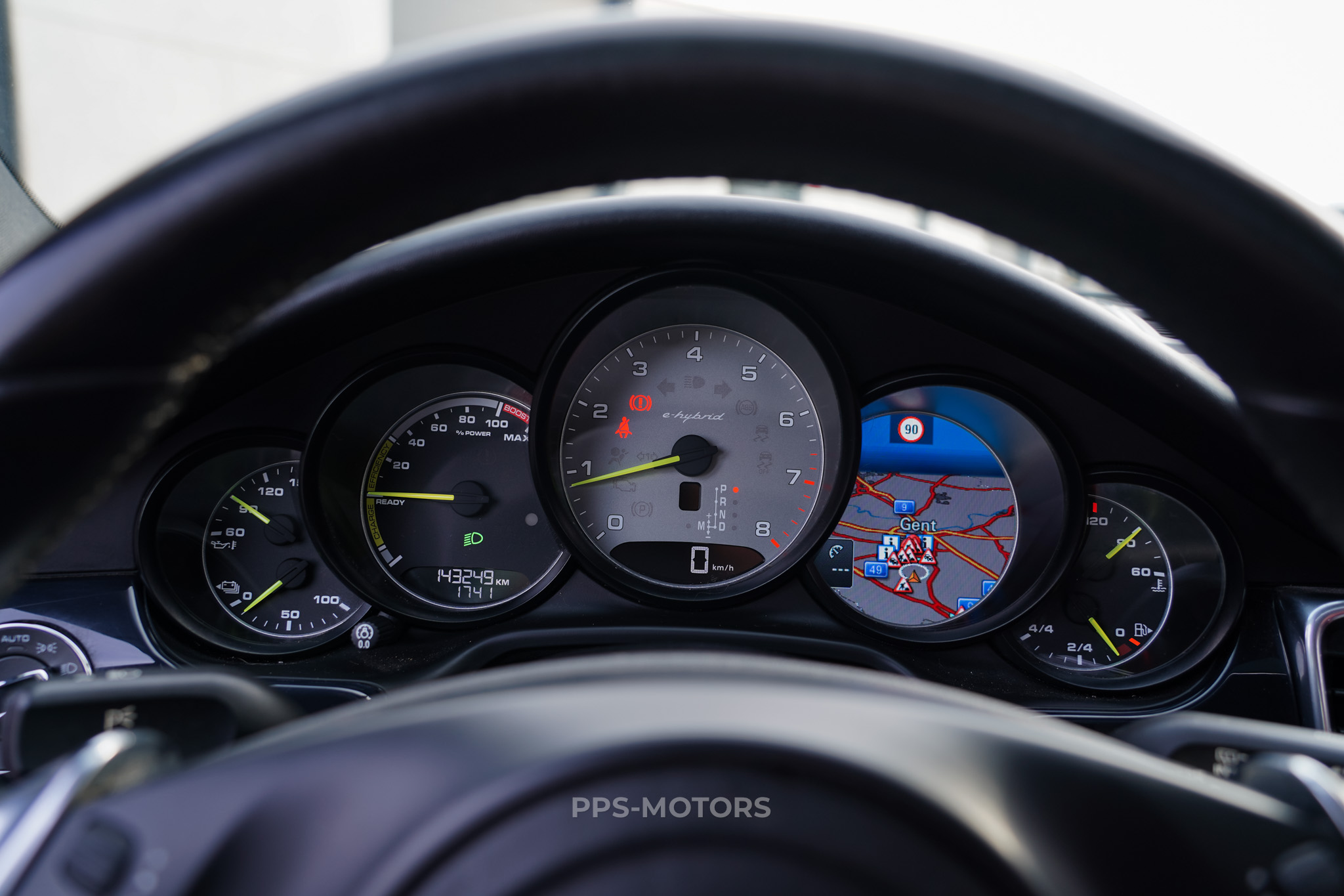 Porsche PANAMERA S E-HYBRID foto 16