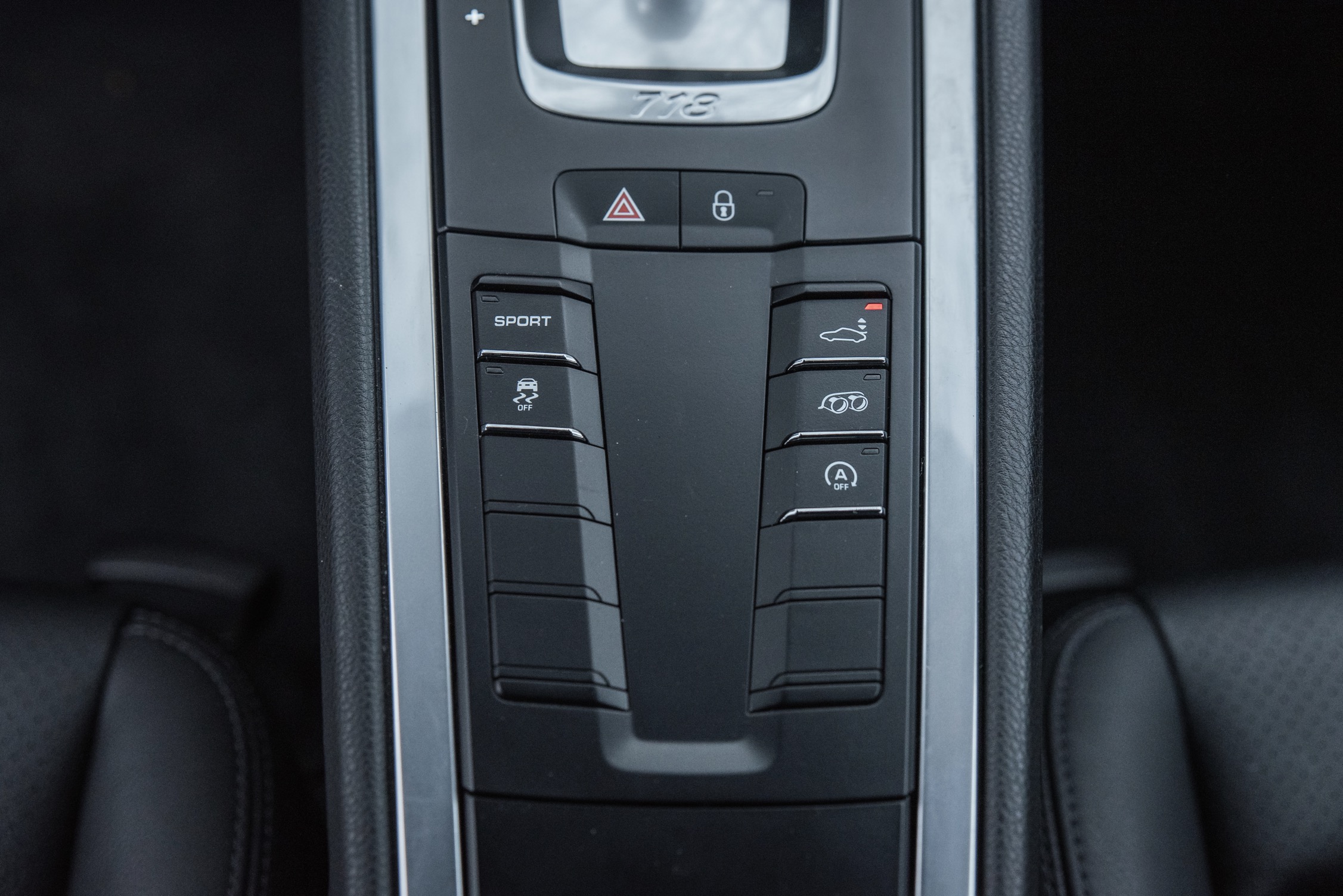 Porsche 718 CAYMAN PDK 2.0 photo 17