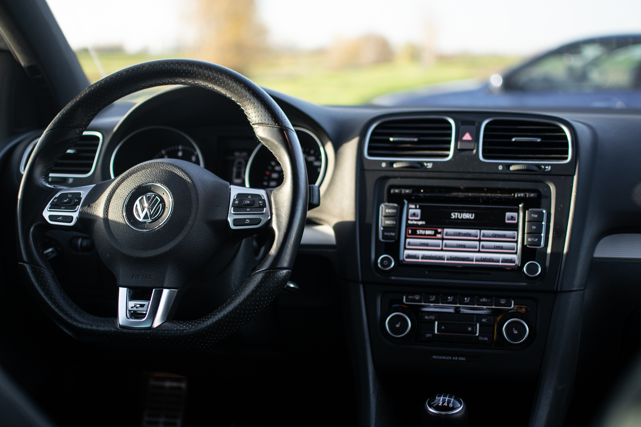 Volkswagen GOLF VI 1.4 TSI R-LINE photo 8