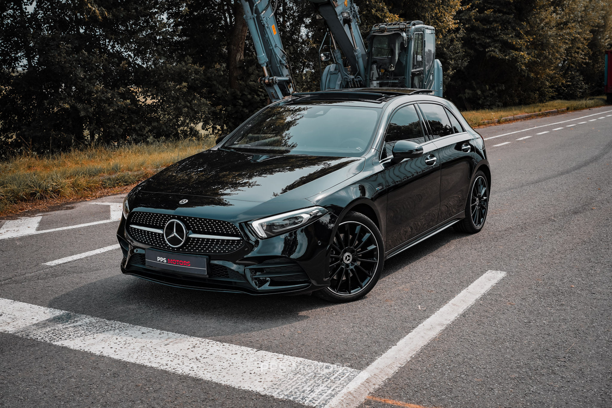 Mercedes Benz A250 AMG-PACK photo 1