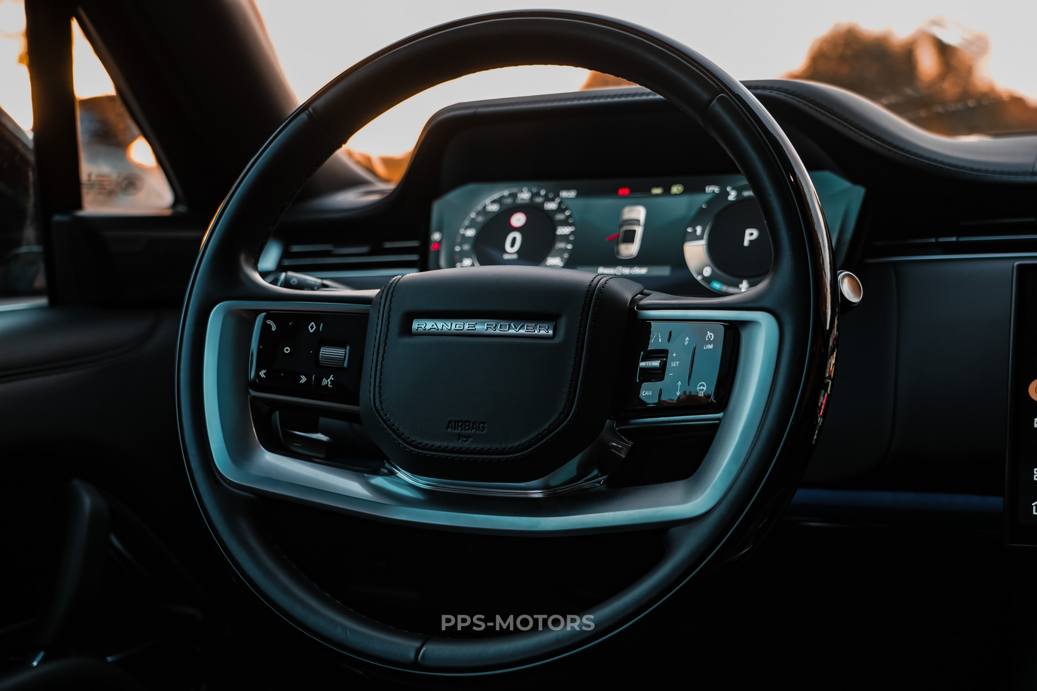 Land Rover RANGE ROVER D300 AUTOBIOGRAPHY photo 25
