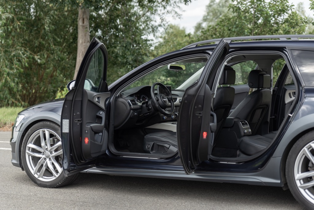 Audi A6 ALLROAD 3.0 TDI photo 16