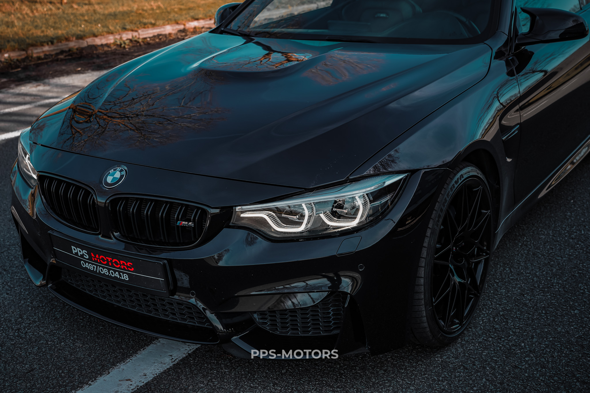BMW M4 3.0 COMPETITION INDIVIDUAL photo 4