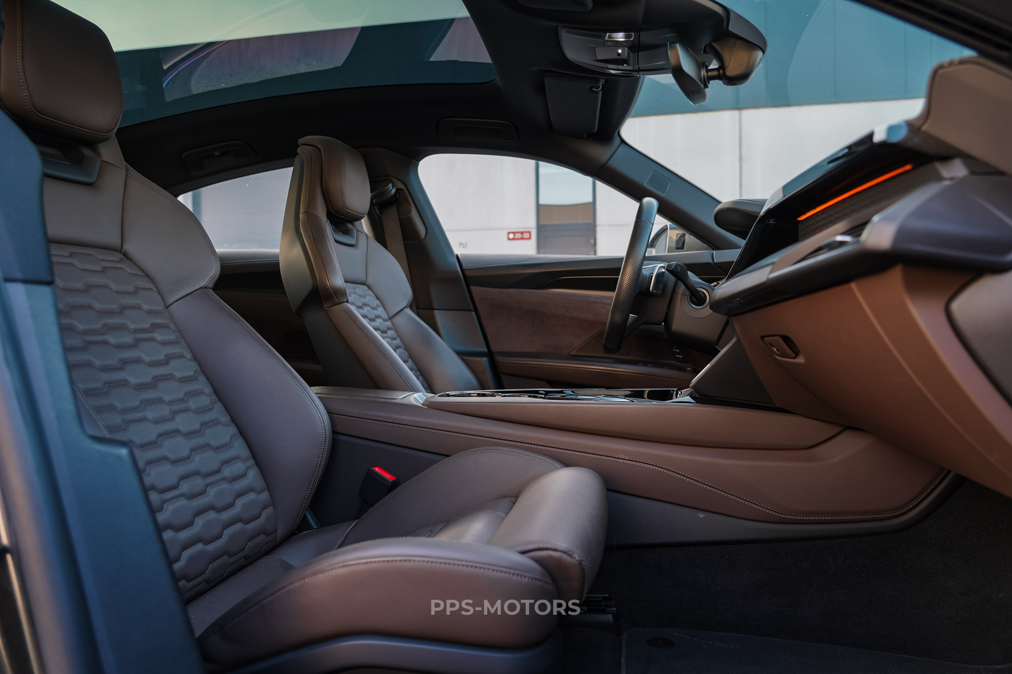 Audi E-TRON GT photo 20