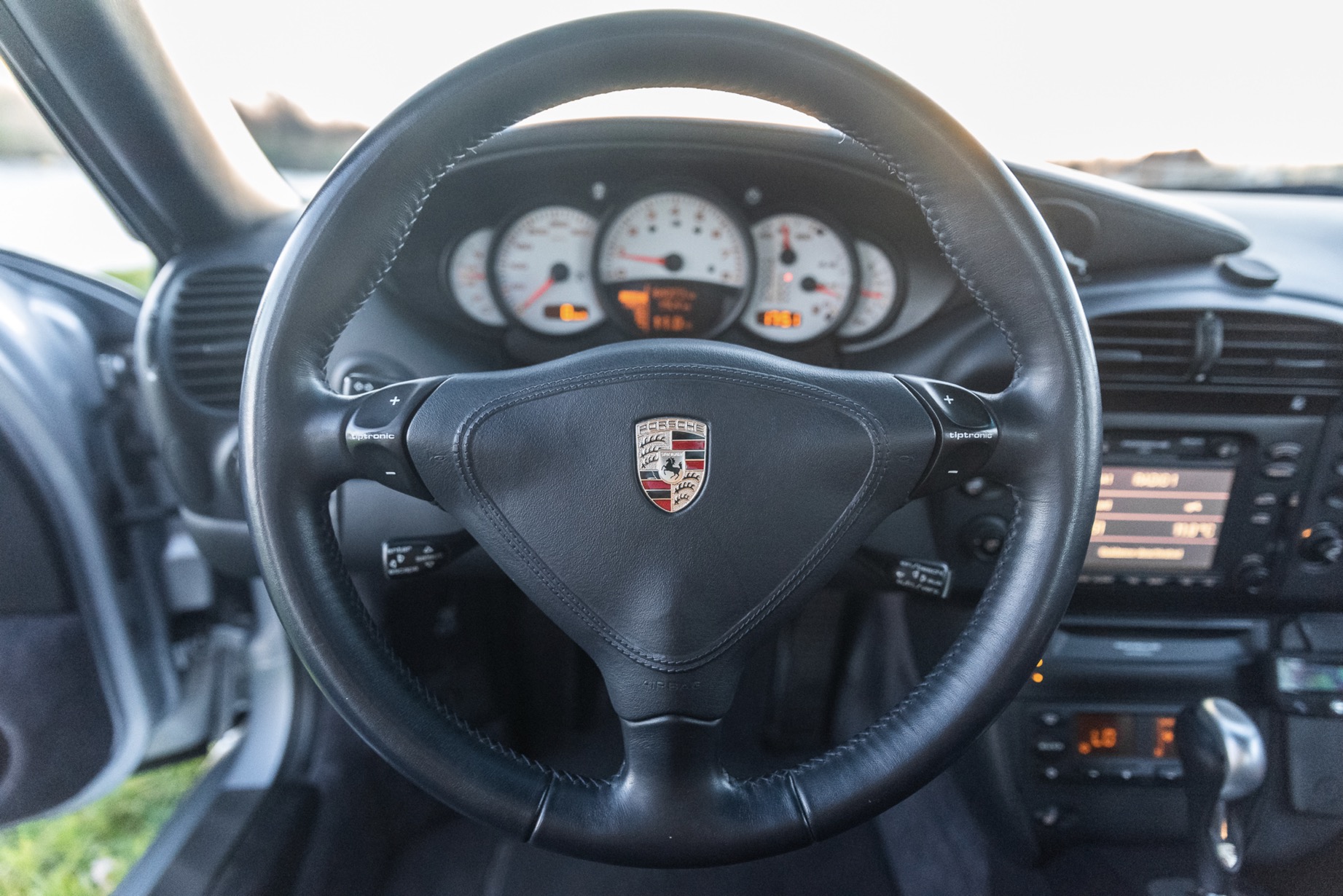 Porsche 996 CARRERA 4S photo 11
