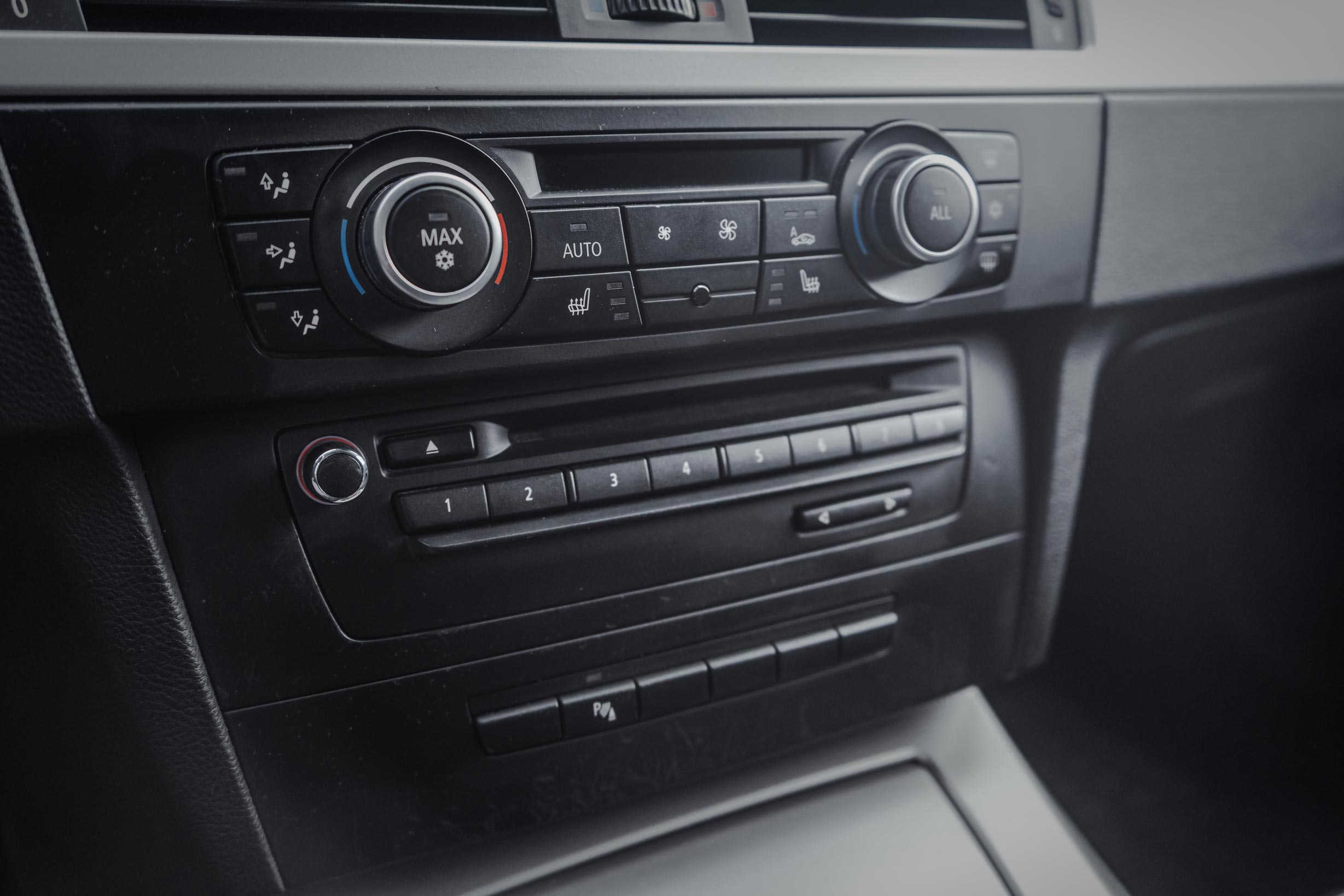 BMW 318d E91 M-PAKKET photo 14
