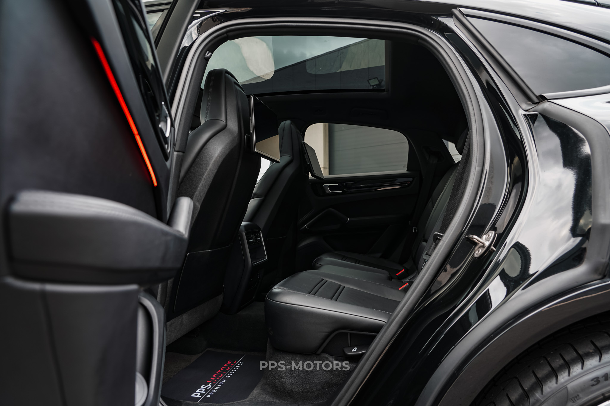 Porsche CAYENNE COUPÉ 3.0i V6 SPORTDESIGN photo 31