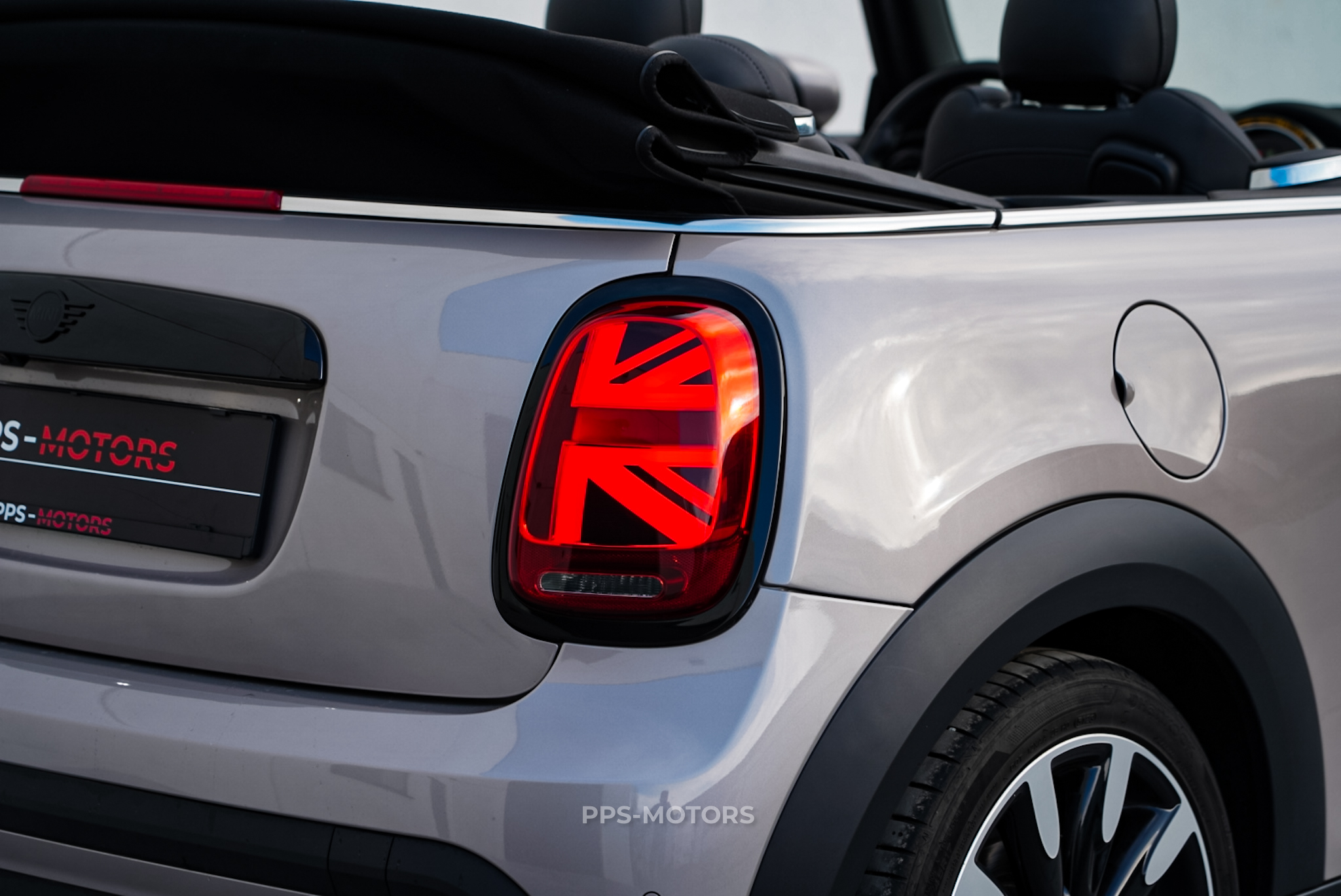 MINI COOPER CABRIO photo 9