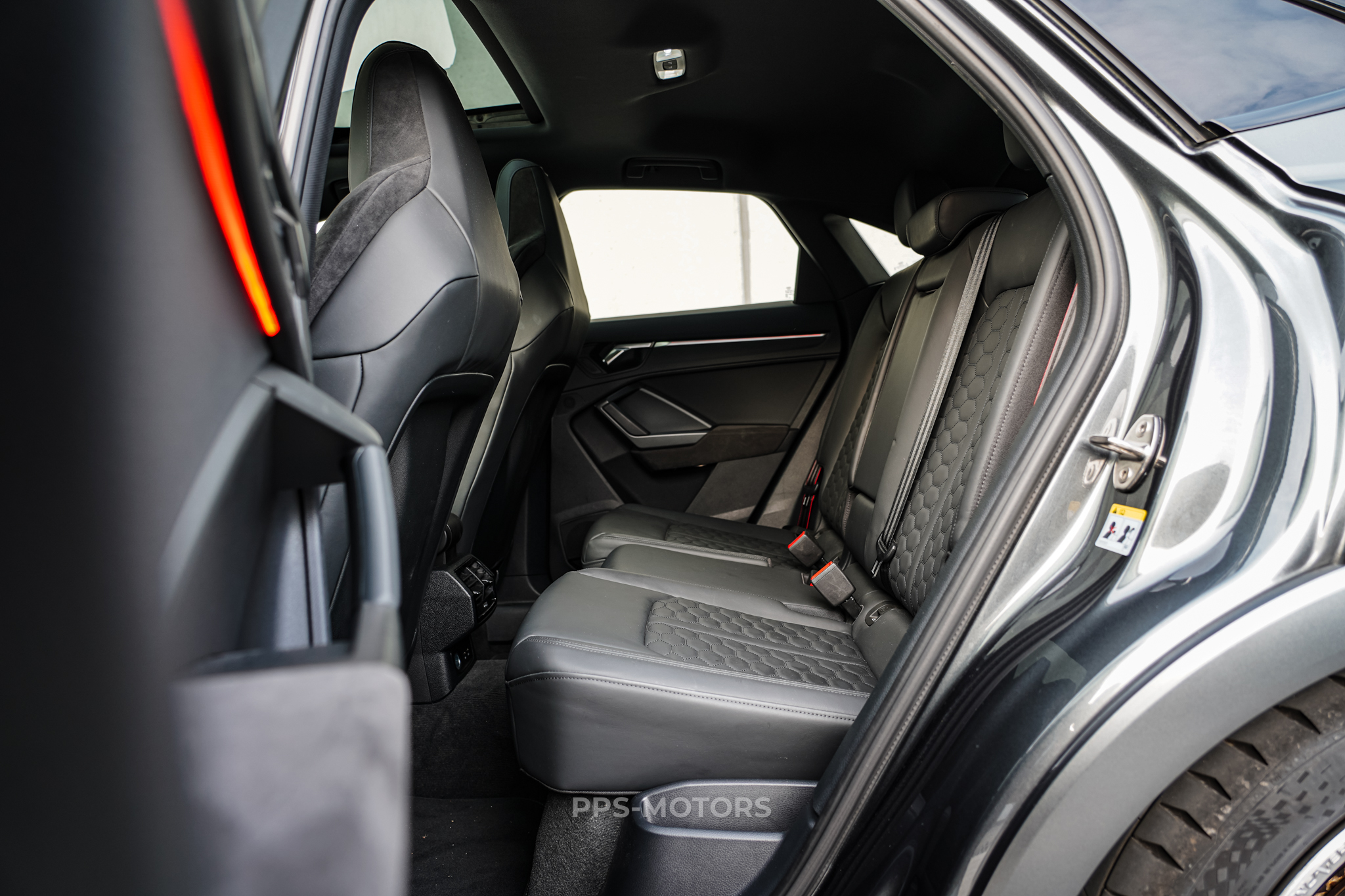 Audi RSQ3 QUATTRO ABT PAKKET photo 10