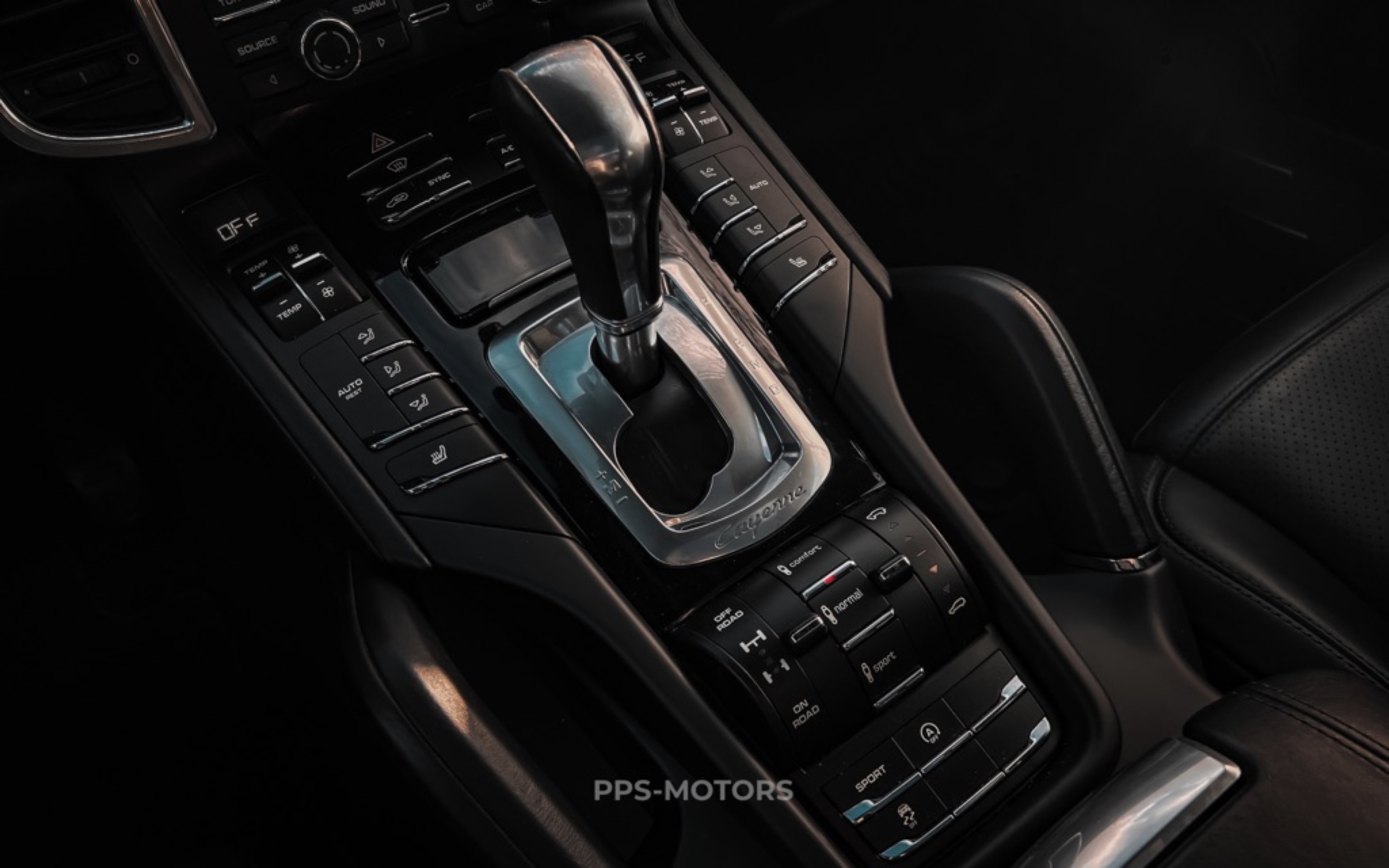 Porsche CAYENNE 3.0 D V6 PLATINUM EDITION photo 21