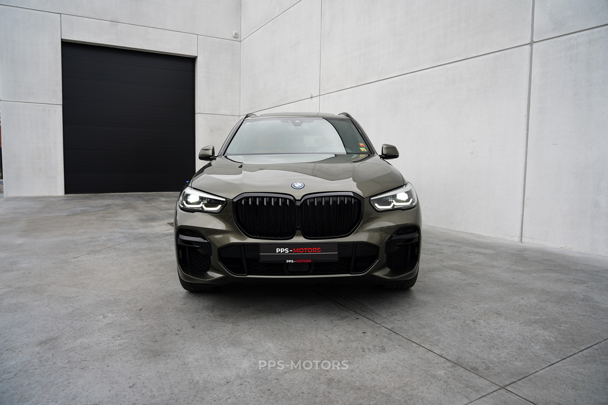 BMW X5 45e 3.0 HYBRID photo 3