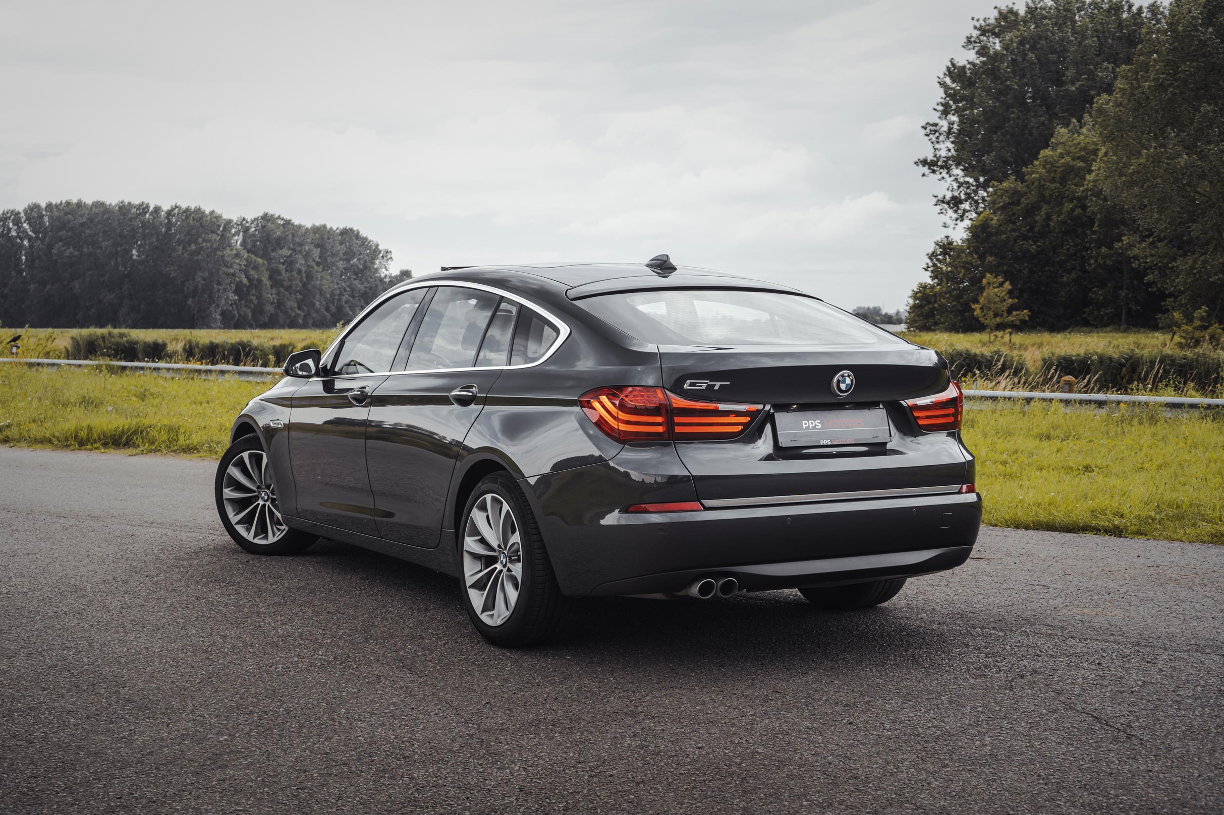 BMW 520 GT LUXURY LINE photo 32