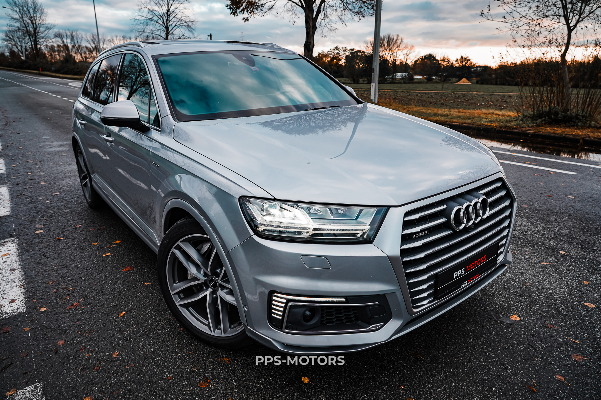 Audi Q7 3.0 TDI V6 E-TRON photo 15