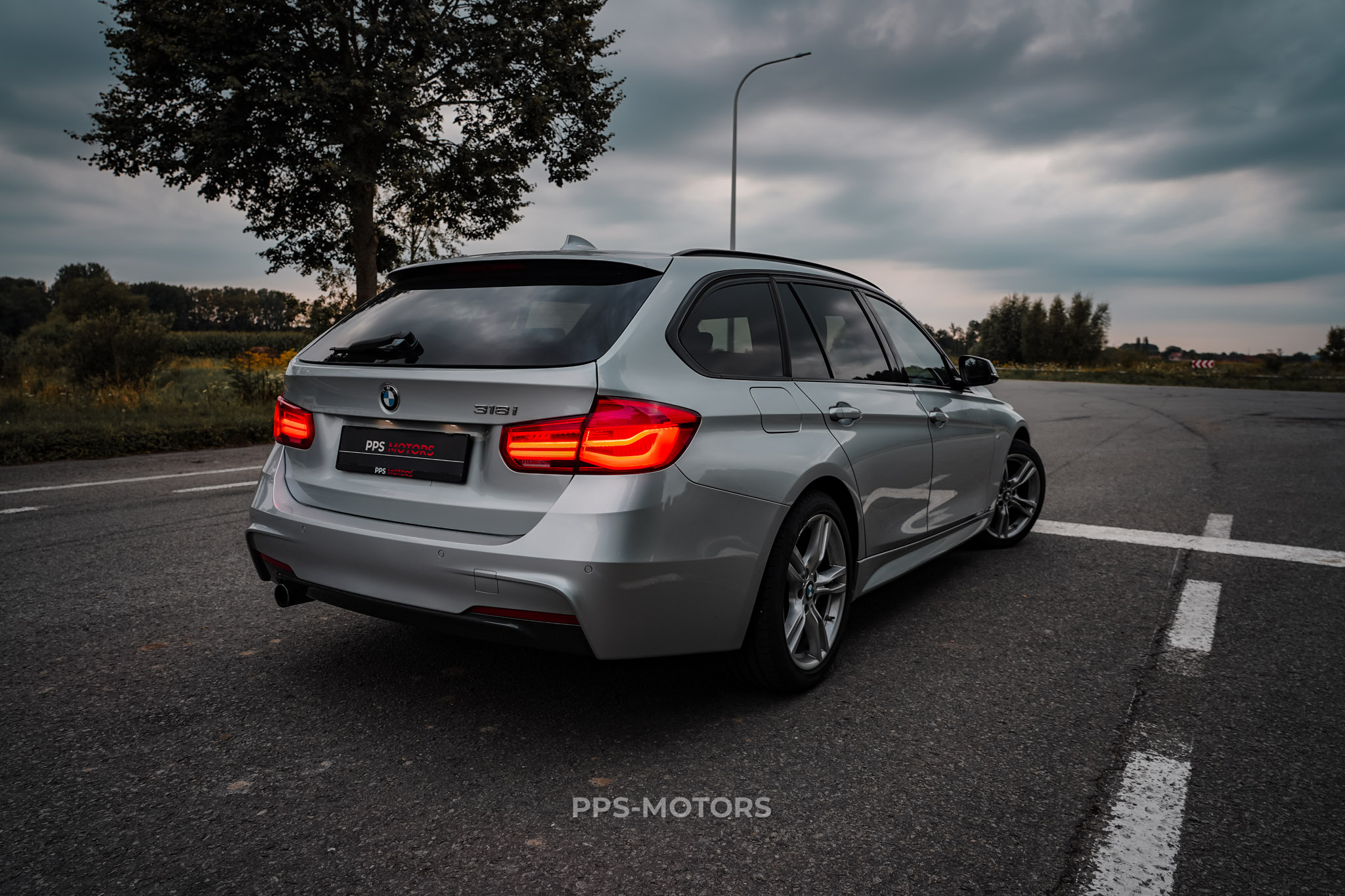 BMW 318iA M-PAKKET photo 11