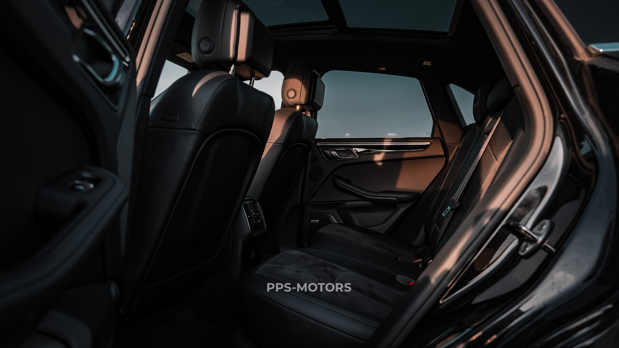 Porsche MACAN S 3.0 SPORTDESIGN photo 26