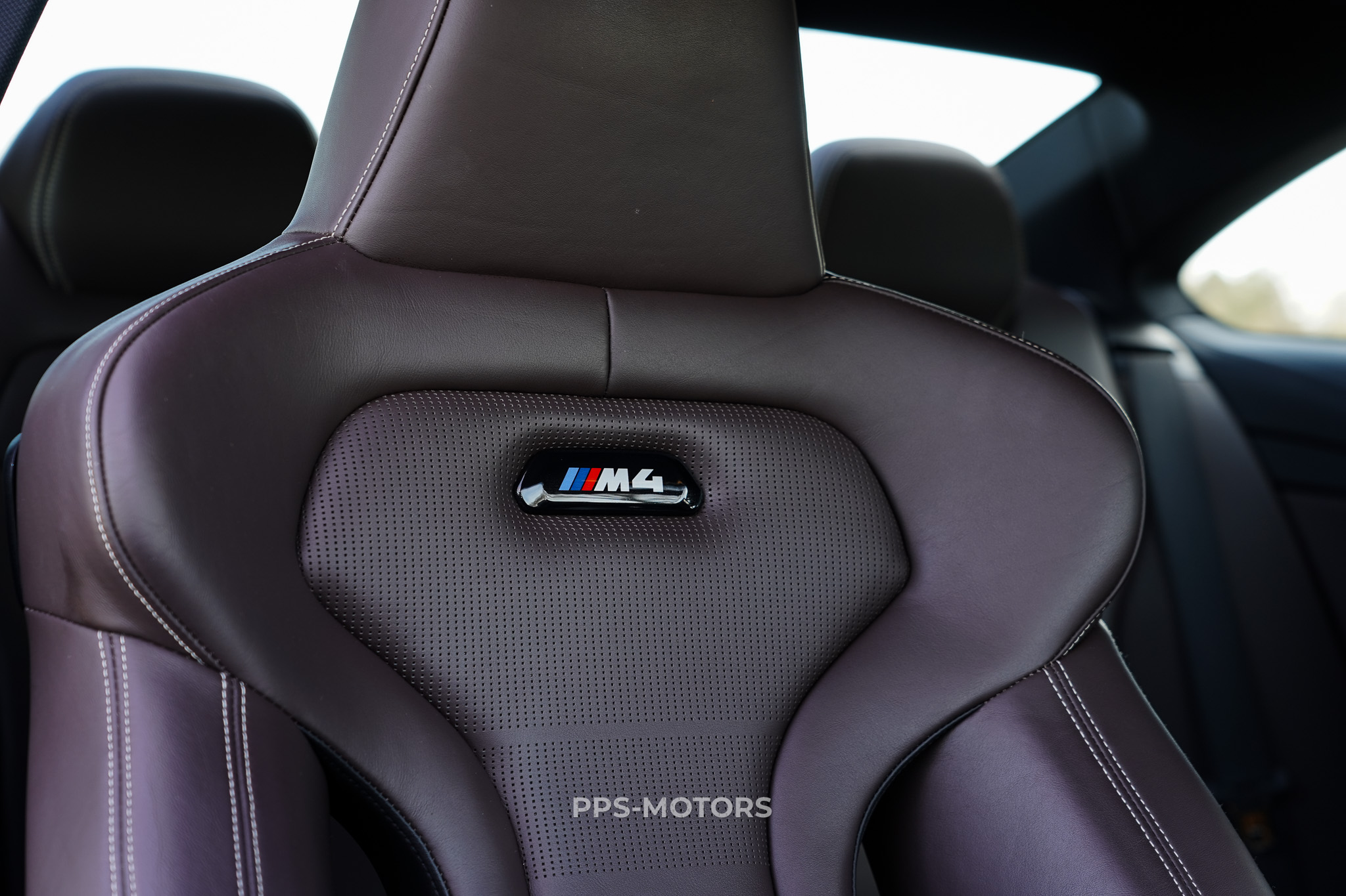 BMW M4 3.0 COMPETITION INDIVIDUAL photo 19
