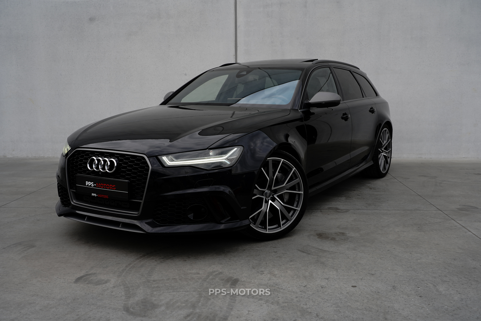 Audi RS6 4.0 V8 PERFORMANCE photo 1