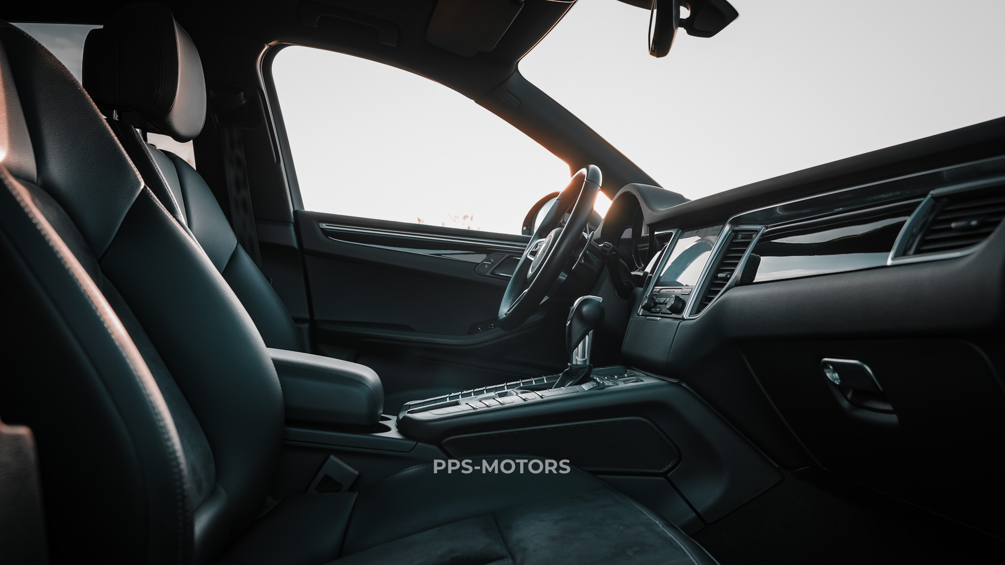 Porsche MACAN S 3.0 SPORTDESIGN photo 32