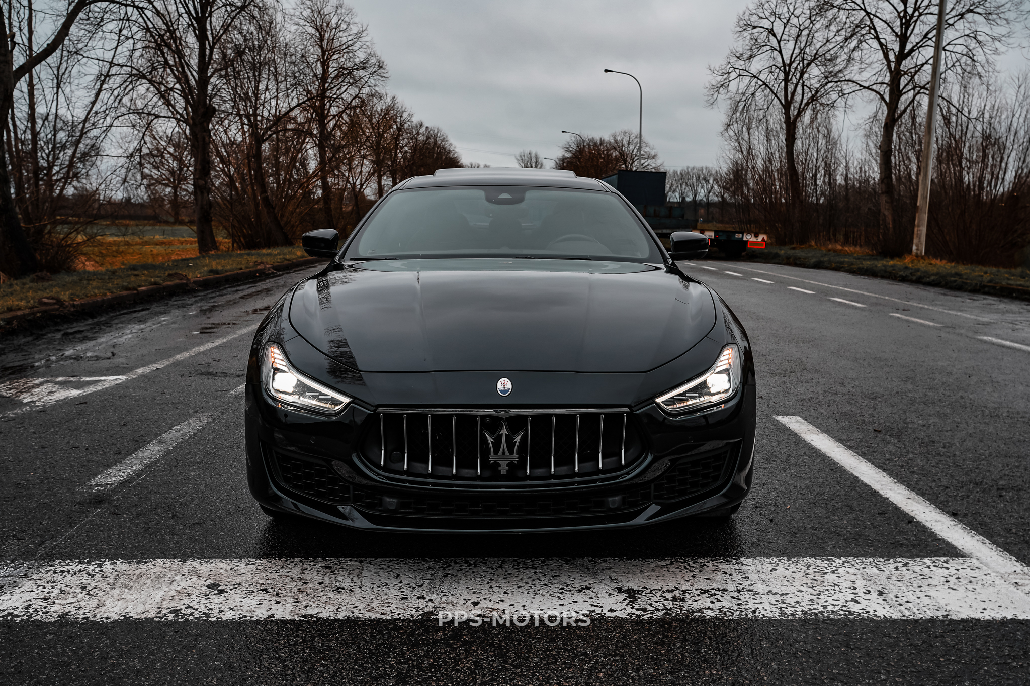 Maserati GHIBLI 3.0 V6 RIBELLE 1 OF 200 photo 4
