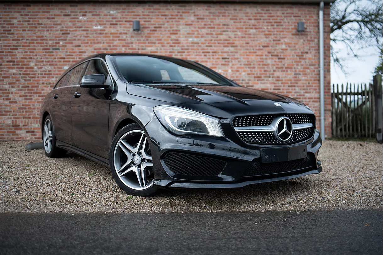 Mercedes Benz CLA 200 AMG-PAKKET photo 1