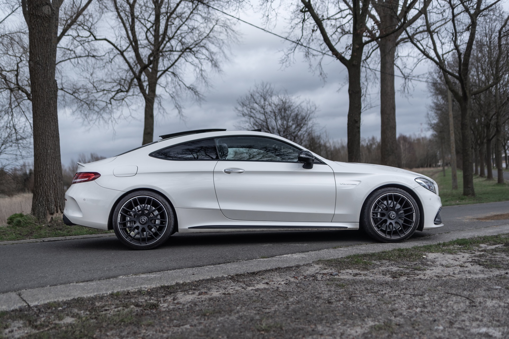 Mercedes Benz C63 AMG 4.0 BITURBO V8 photo 6
