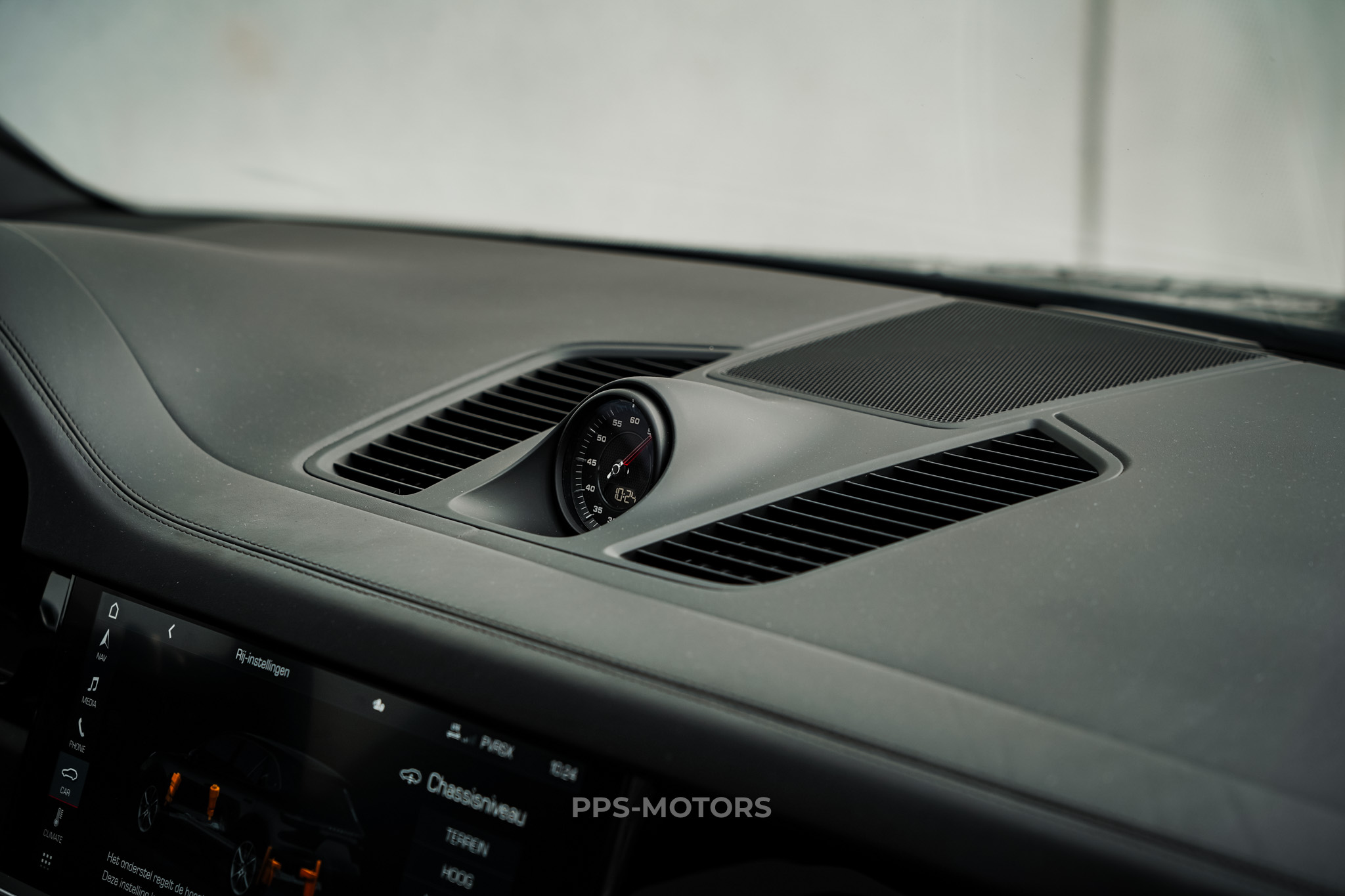 Porsche CAYENNE 3.0i V6 photo 13