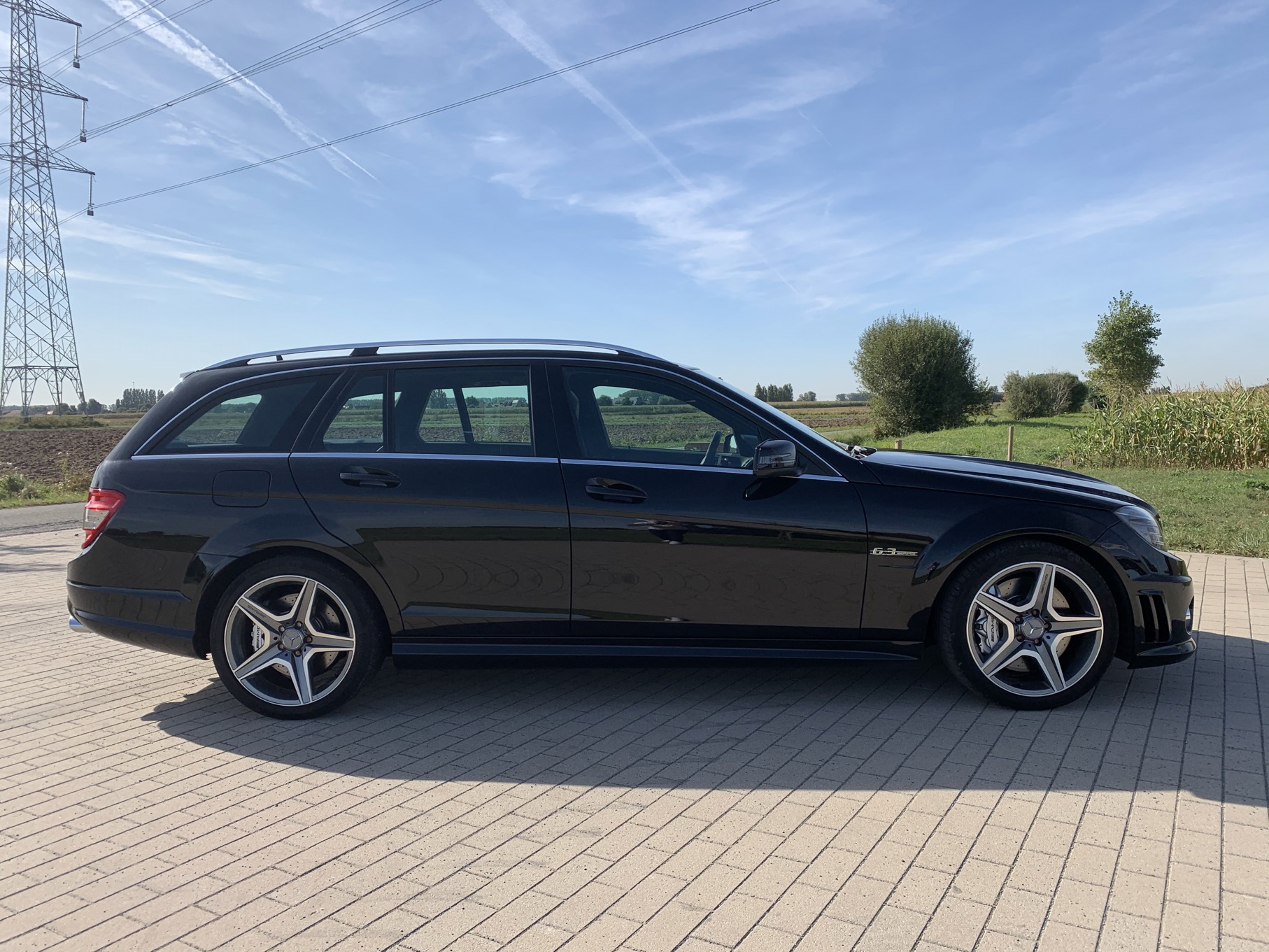 Mercedes Benz C63 AMG 4.0 V8 BITURBO photo 10