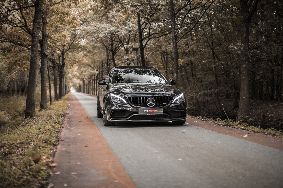 Mercedes Benz C63 AMG 4.0 V8 BITURBO photo 1