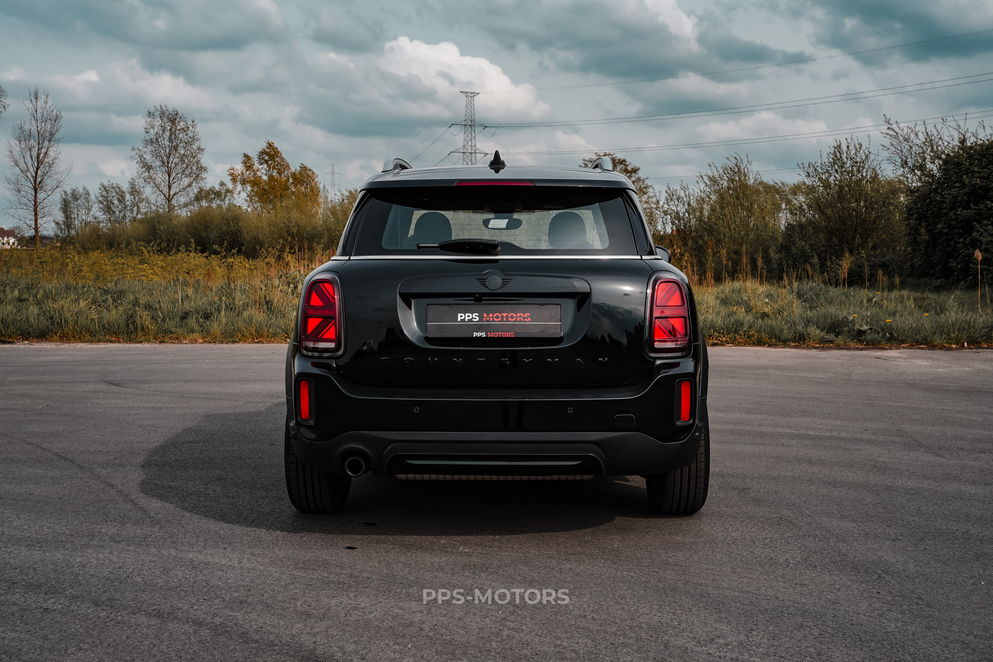 MINI ONE COUNTRYMAN photo 5