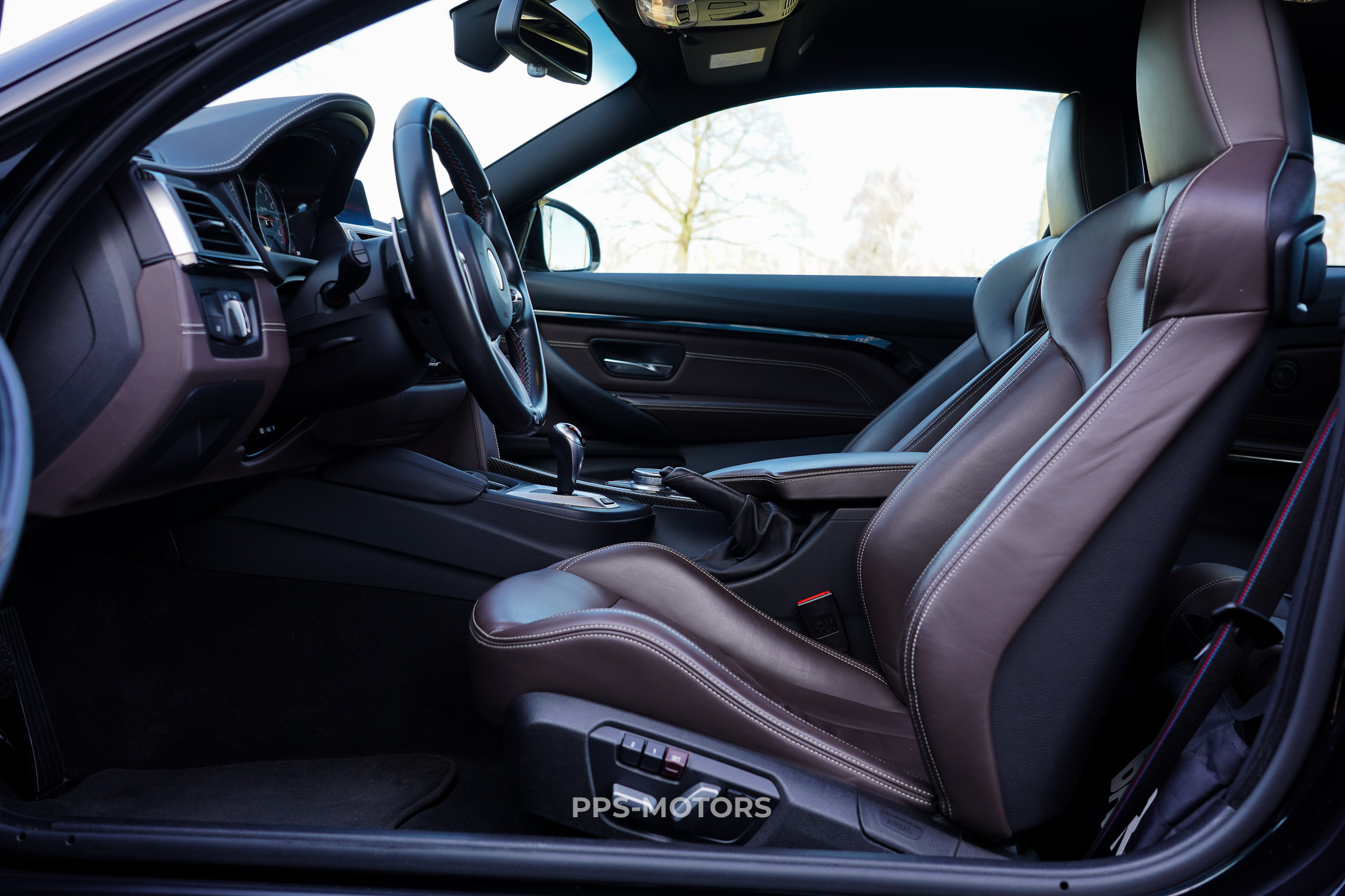 BMW M4 3.0 COMPETITION INDIVIDUAL photo 15