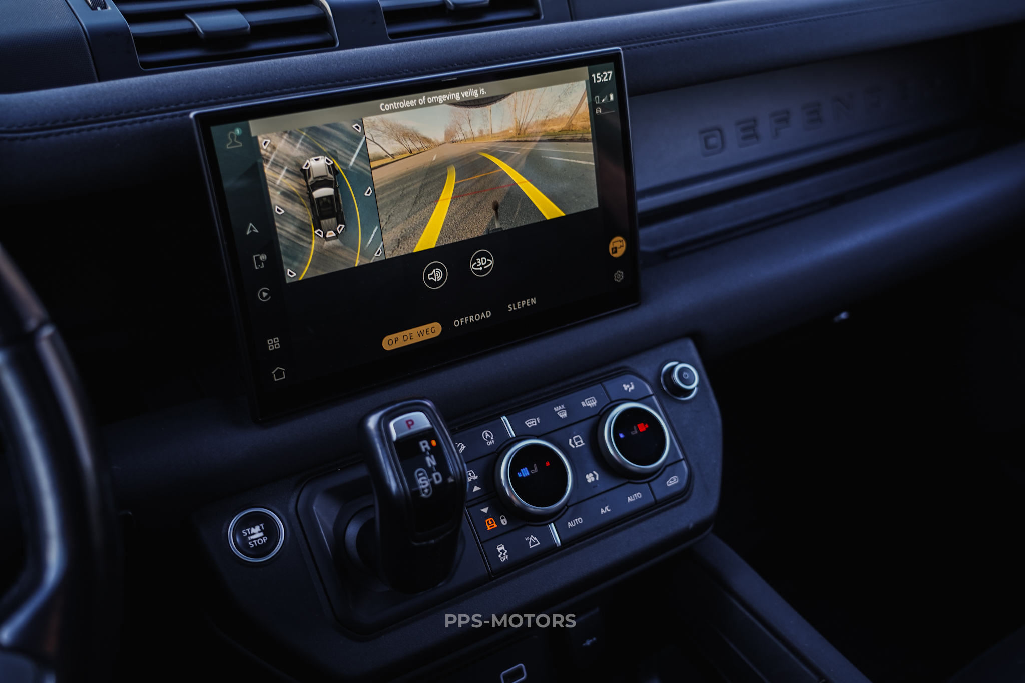 Land Rover DEFENDER 110 SE X-DYNAMIC photo 12