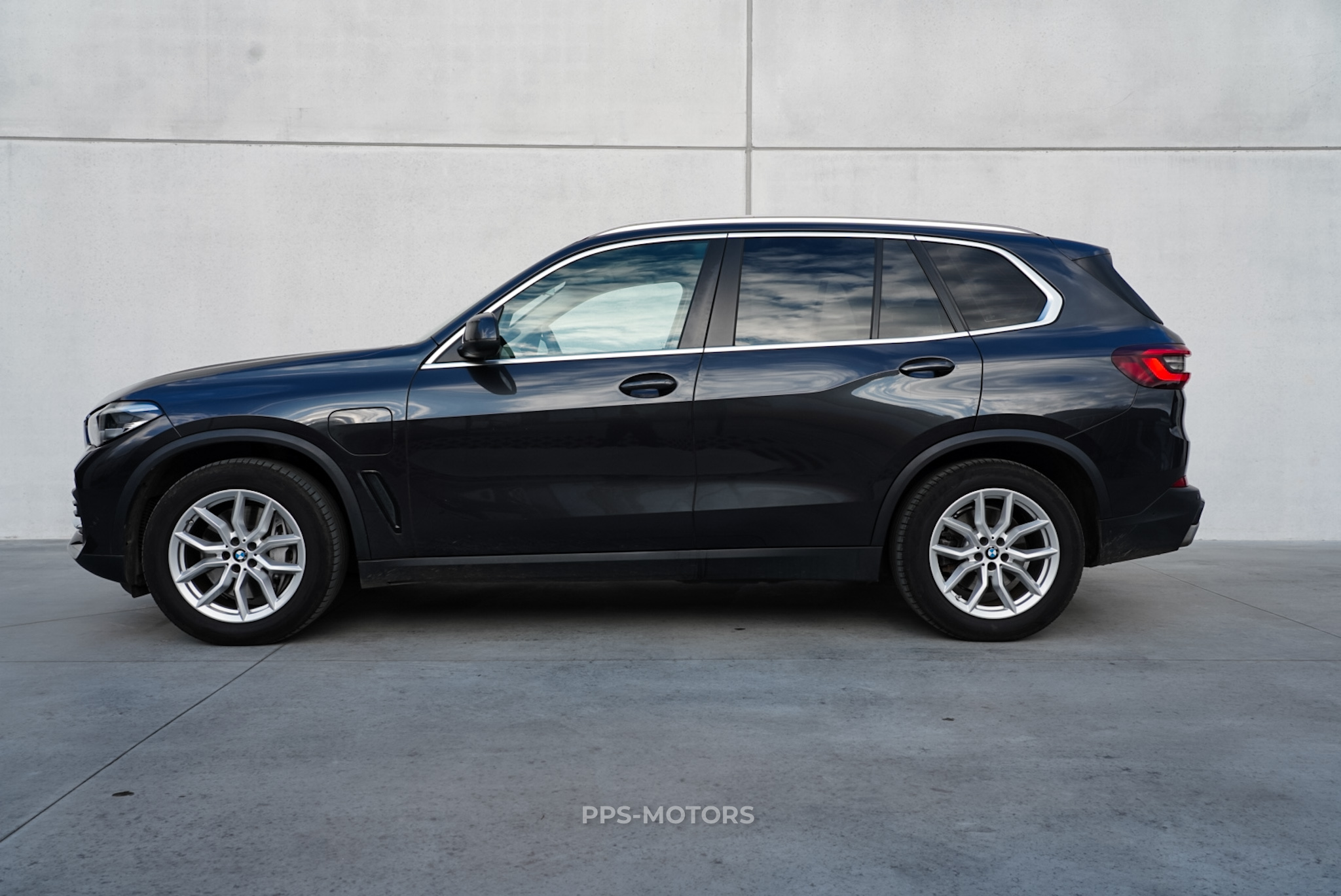 BMW X5 45e HYBRID photo 3